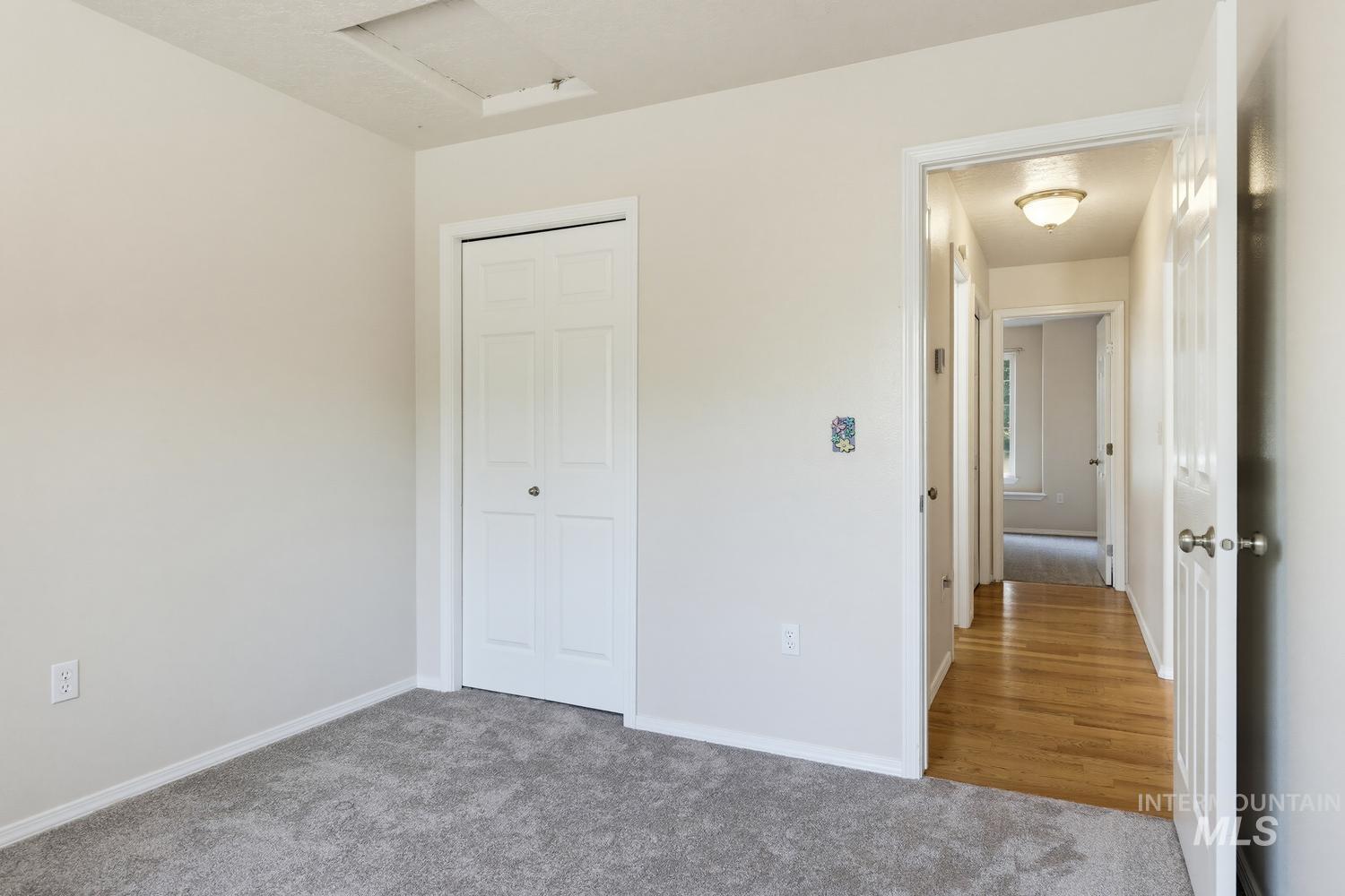 1025 N Portchester Ave, Meridian, Idaho 83642, 3 Bedrooms, 2 Bathrooms, Residential For Sale, Price $425,000, 98993047