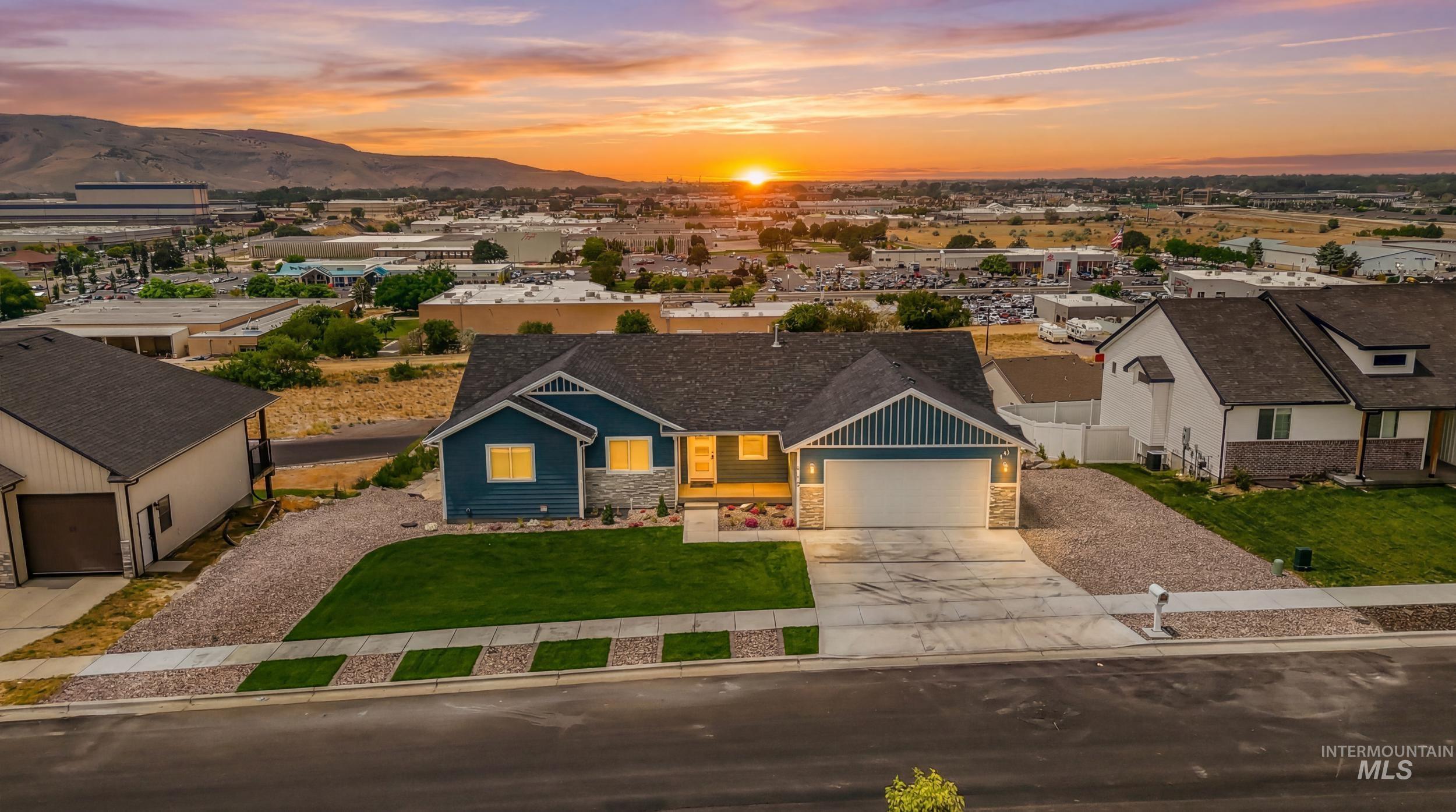 1114 Dolostone Dr, Pocatello, Idaho 83201, 3 Bedrooms, 2 Bathrooms, Residential For Sale, Price $554,000,MLS 98993048