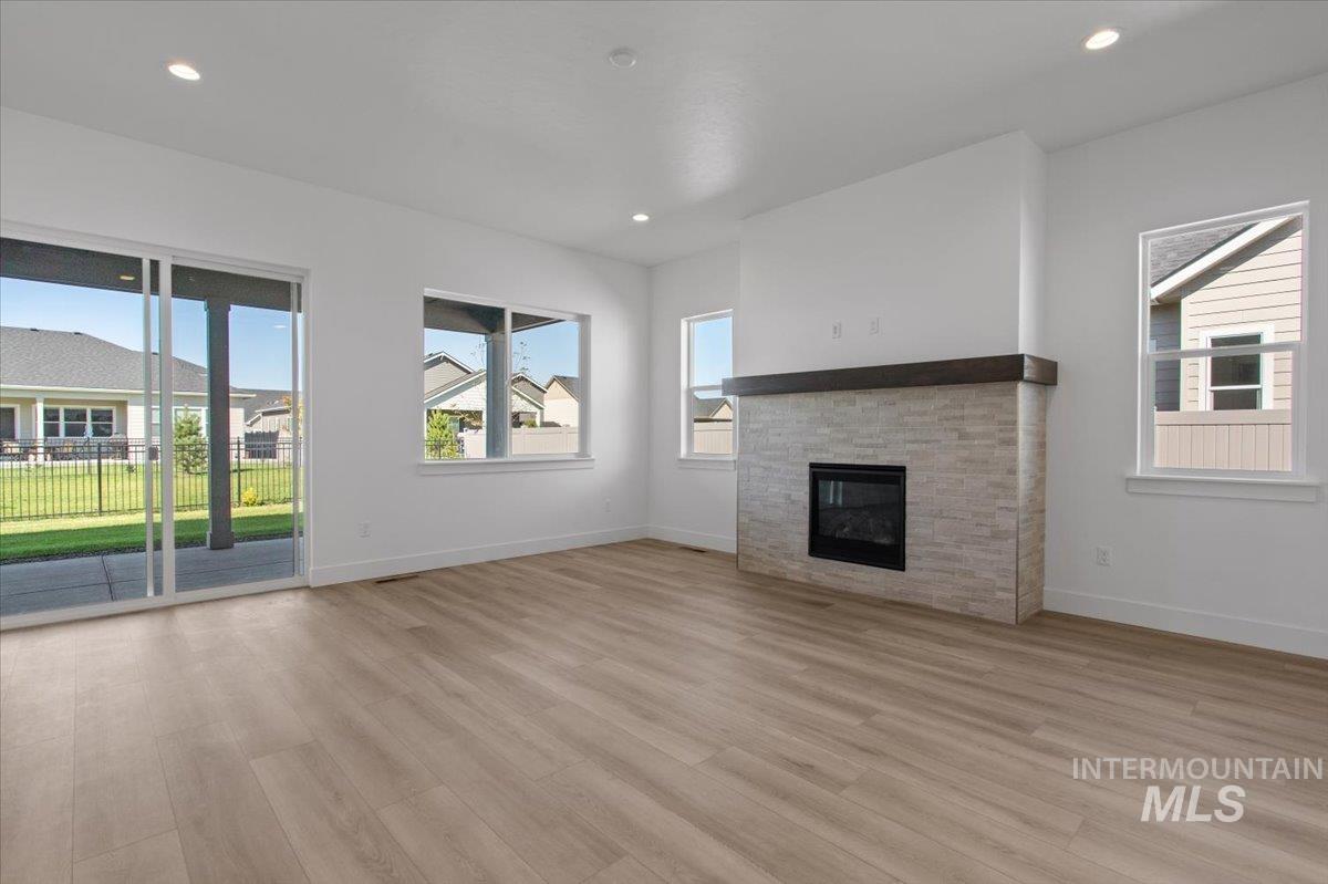 17139 N Yorktown Way, Nampa, Idaho 83687, 3 Bedrooms, 3.5 Bathrooms, Residential For Sale, Price $542,990,MLS 98993050