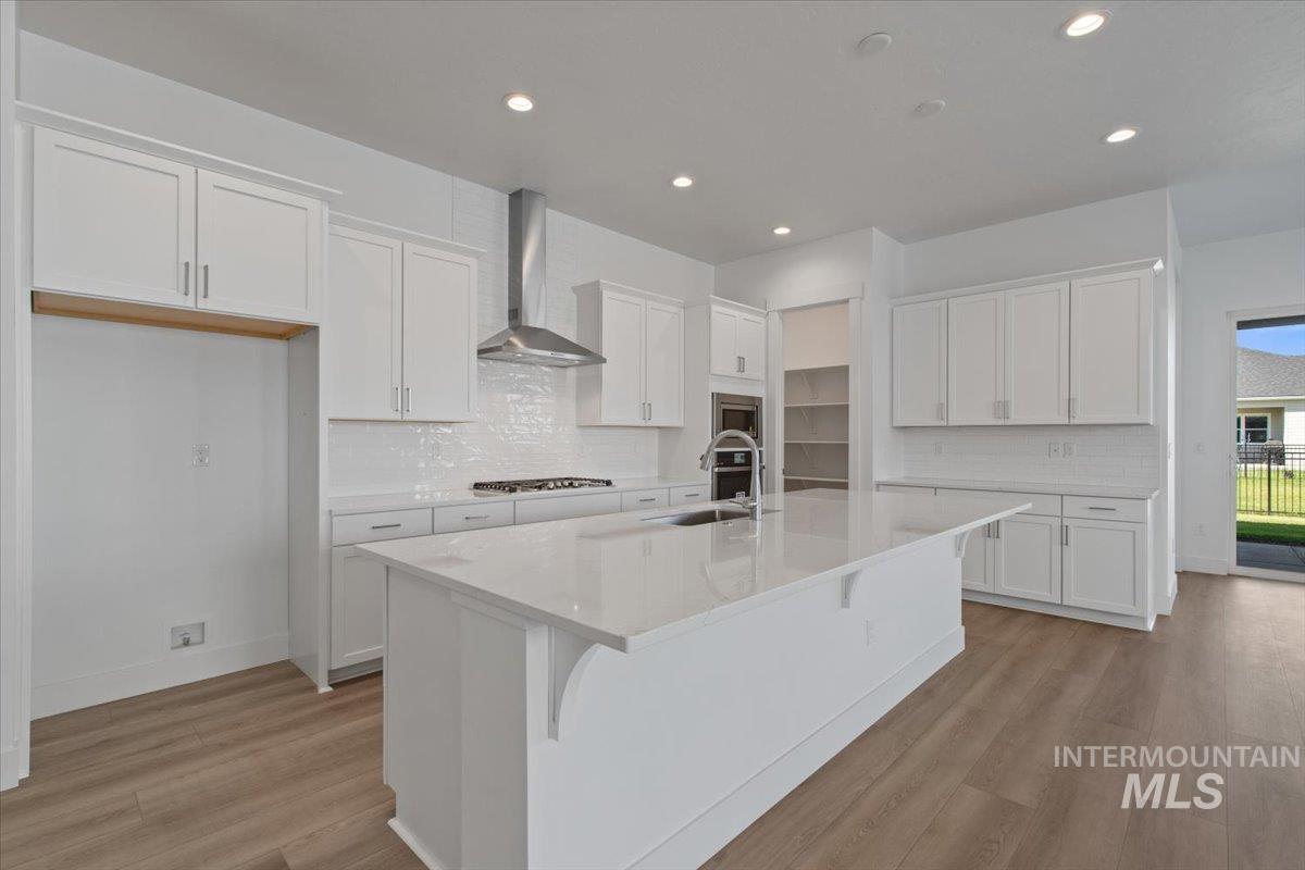 17139 N Yorktown Way, Nampa, Idaho 83687, 3 Bedrooms, 3.5 Bathrooms, Residential For Sale, Price $542,990,MLS 98993050