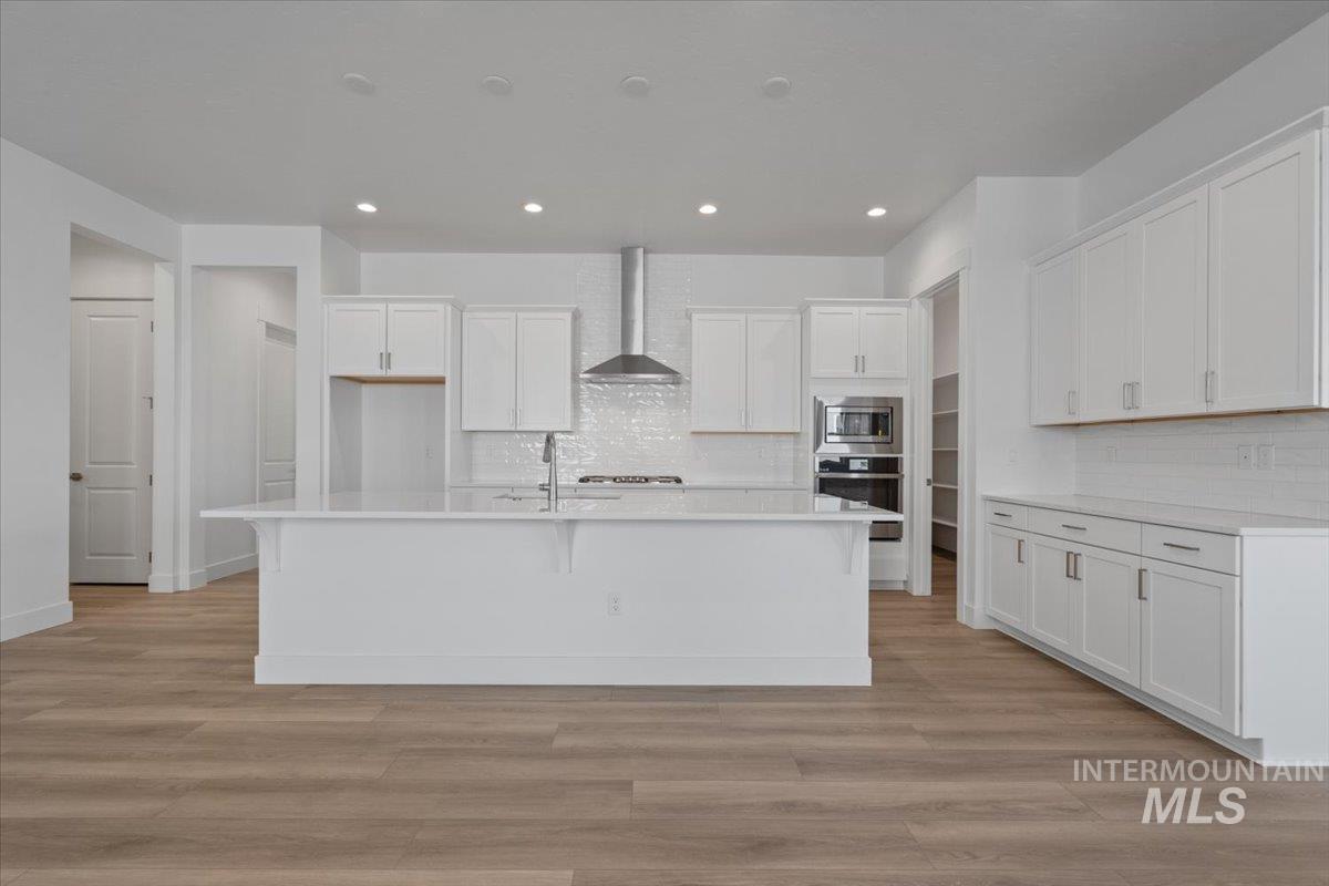 17139 N Yorktown Way, Nampa, Idaho 83687, 3 Bedrooms, 3.5 Bathrooms, Residential For Sale, Price $542,990,MLS 98993050