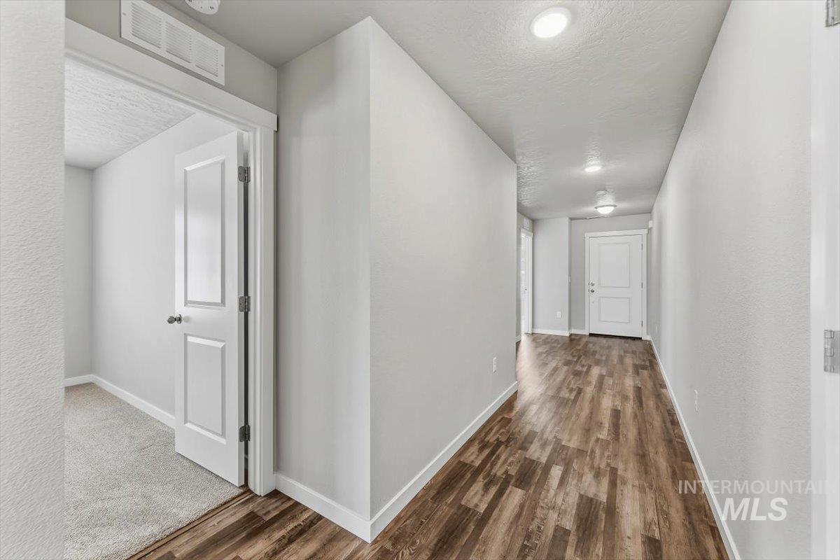 19373 Geneva Pl, Caldwell, Idaho 83605, 4 Bedrooms, 2 Bathrooms, Residential For Sale, Price $465,000, 98993051