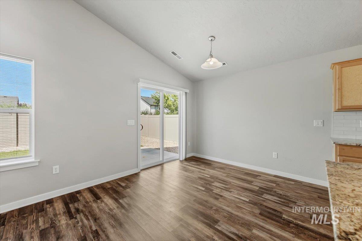 19373 Geneva Pl, Caldwell, Idaho 83605, 4 Bedrooms, 2 Bathrooms, Residential For Sale, Price $465,000, 98993051
