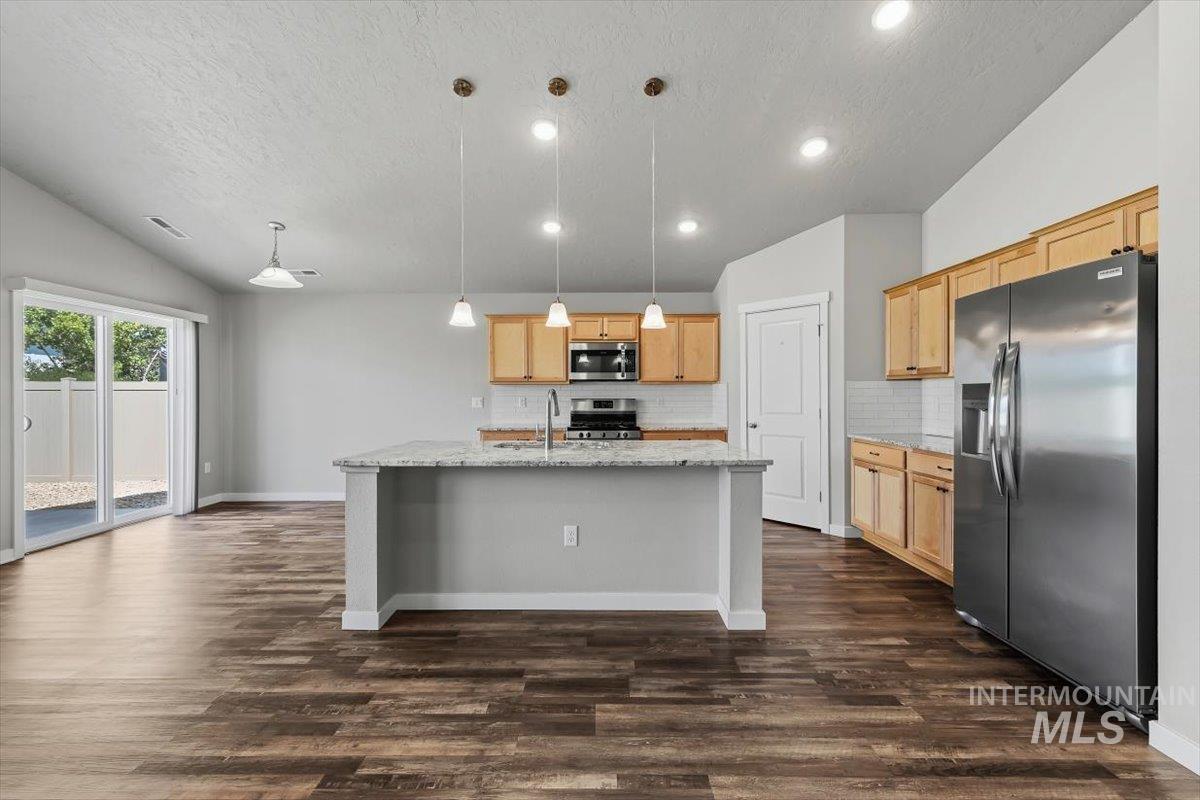 19373 Geneva Pl, Caldwell, Idaho 83605, 4 Bedrooms, 2 Bathrooms, Residential For Sale, Price $465,000, 98993051