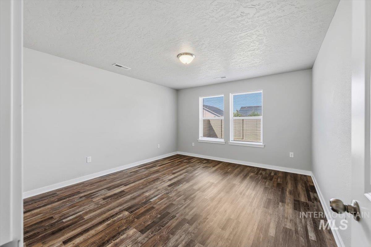 19373 Geneva Pl, Caldwell, Idaho 83605, 4 Bedrooms, 2 Bathrooms, Residential For Sale, Price $465,000, 98993051