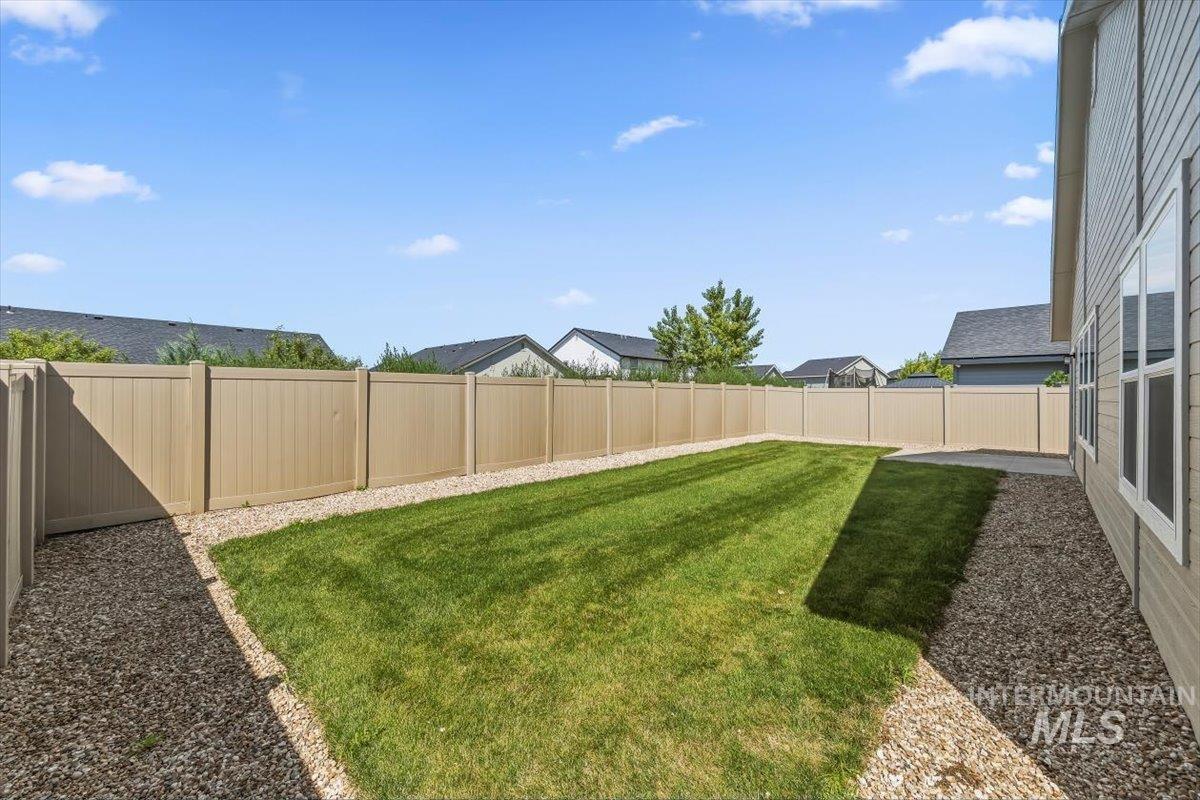 19373 Geneva Pl, Caldwell, Idaho 83605, 4 Bedrooms, 2 Bathrooms, Residential For Sale, Price $465,000, 98993051