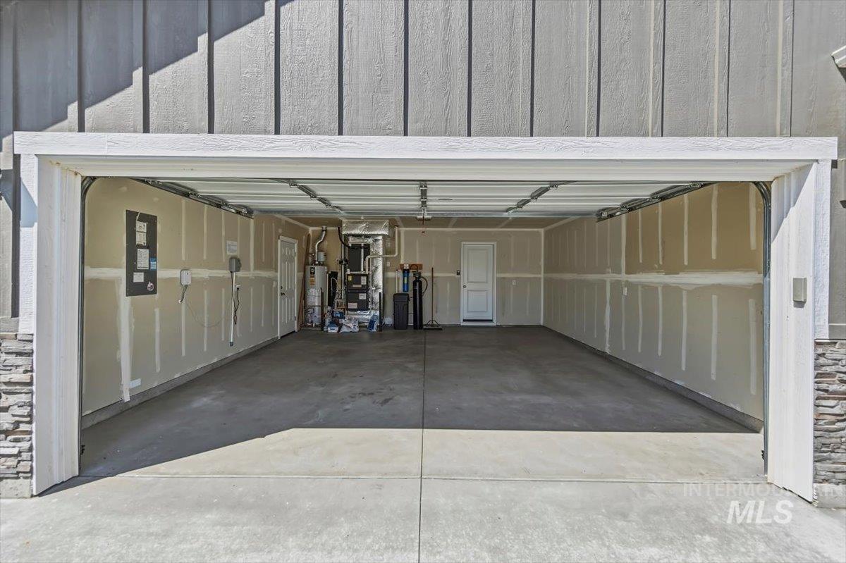 19373 Geneva Pl, Caldwell, Idaho 83605, 4 Bedrooms, 2 Bathrooms, Residential For Sale, Price $465,000, 98993051