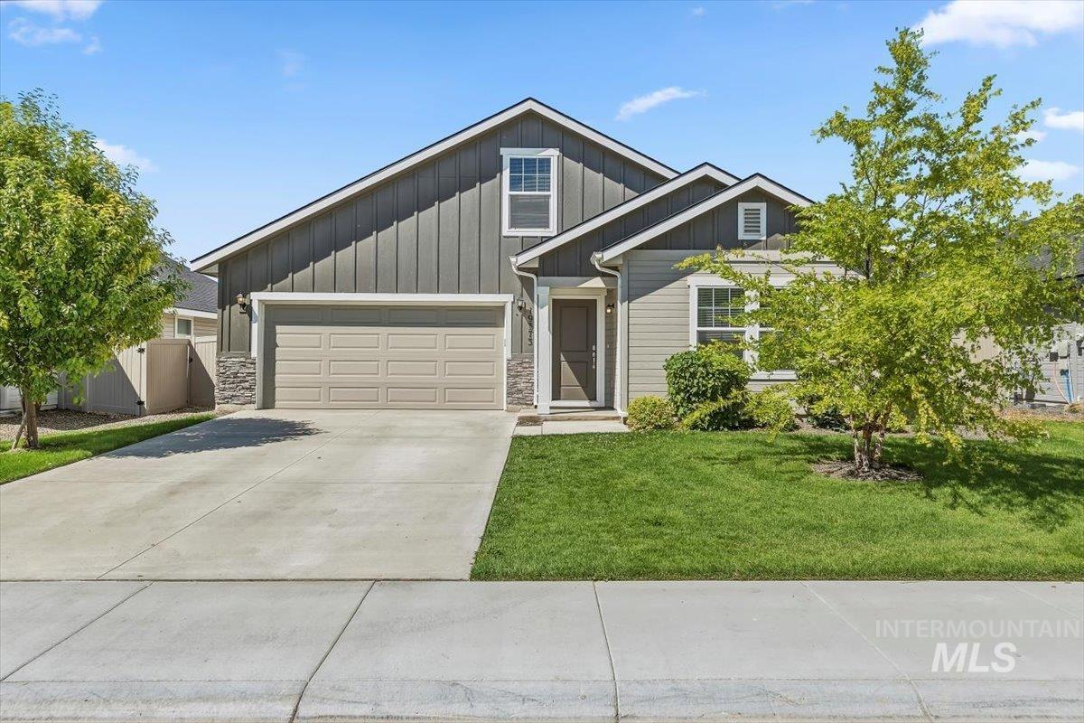 19373 Geneva Pl, Caldwell, Idaho 83605, 4 Bedrooms, 2 Bathrooms, Residential For Sale, Price $465,000, 98993051