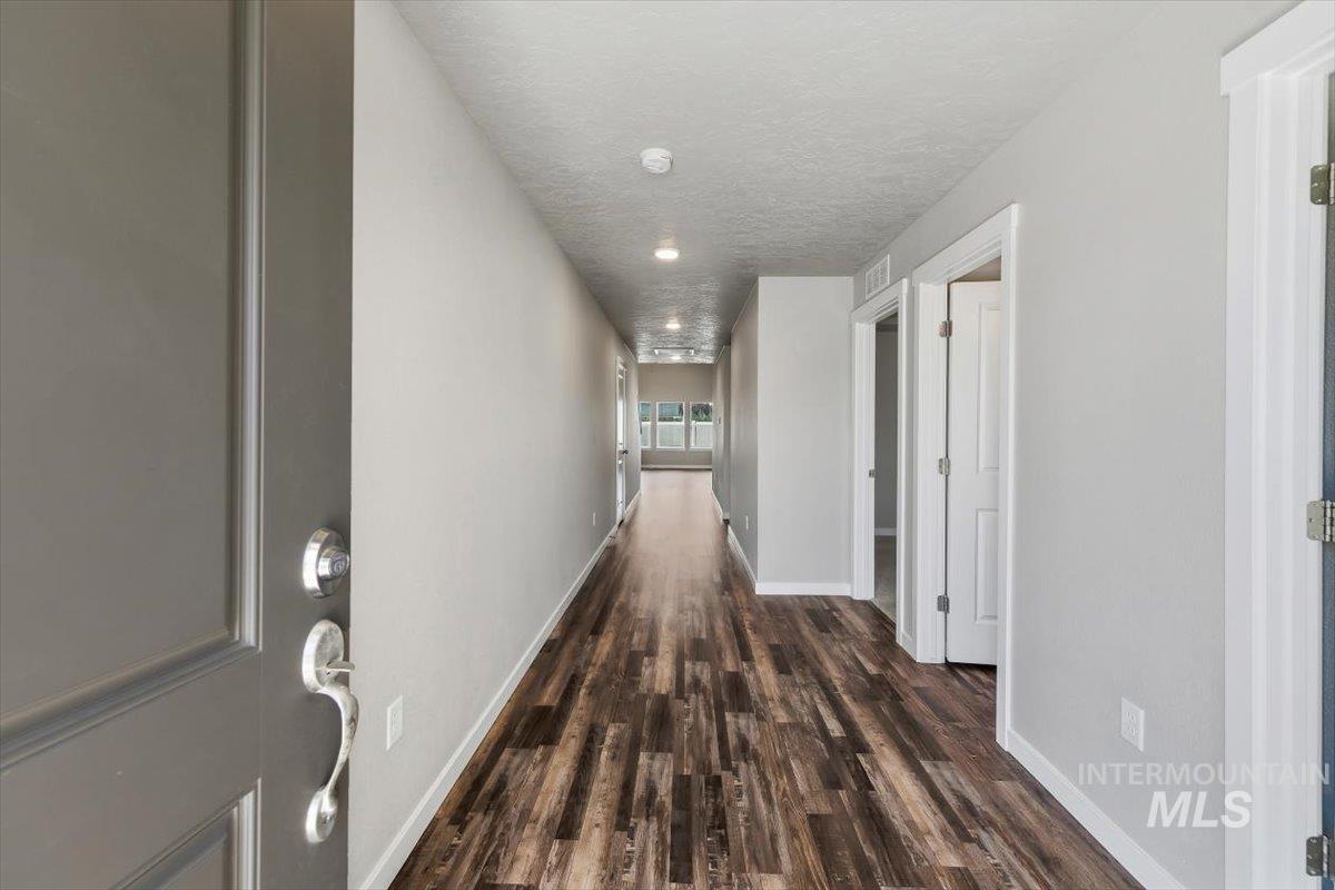 19373 Geneva Pl, Caldwell, Idaho 83605, 4 Bedrooms, 2 Bathrooms, Residential For Sale, Price $465,000, 98993051