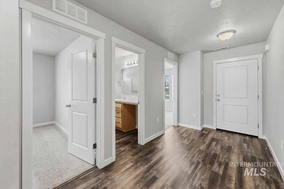 19373 Geneva Pl, Caldwell, Idaho 83605, 4 Bedrooms, 2 Bathrooms, Residential For Sale, Price $465,000, 98993051