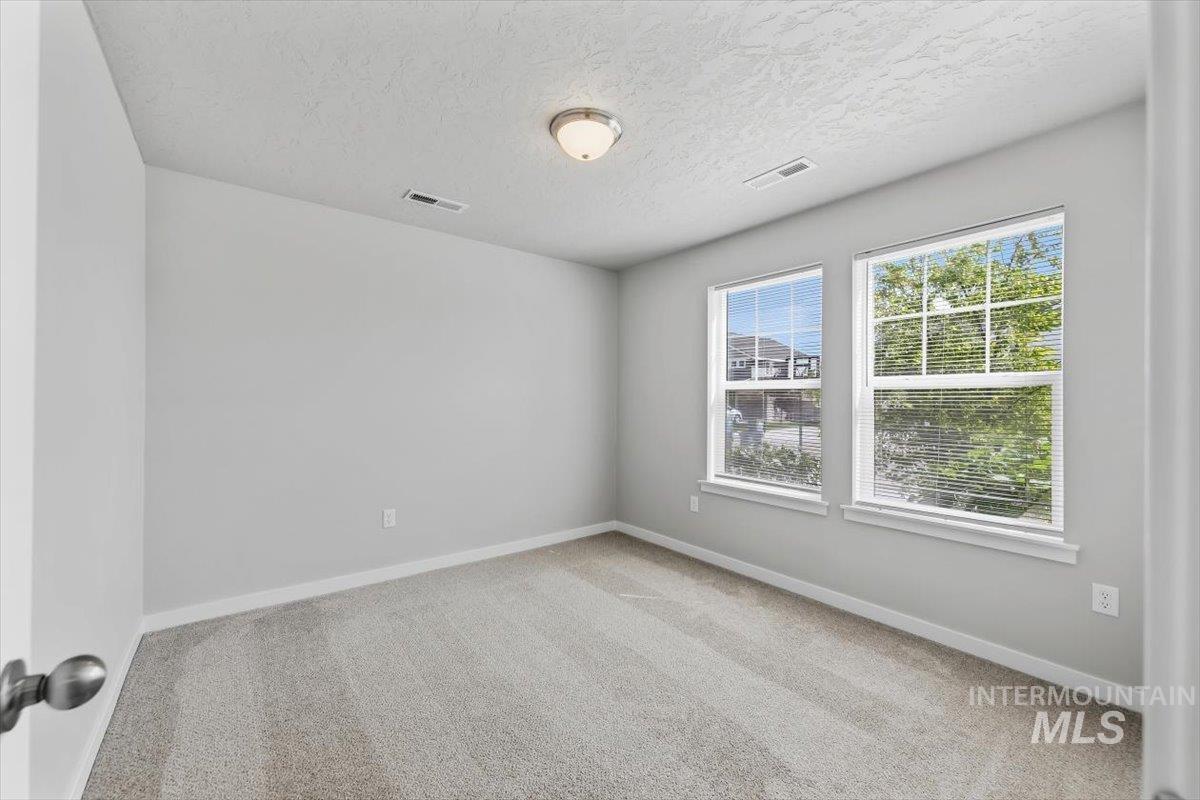 19373 Geneva Pl, Caldwell, Idaho 83605, 4 Bedrooms, 2 Bathrooms, Residential For Sale, Price $465,000, 98993051