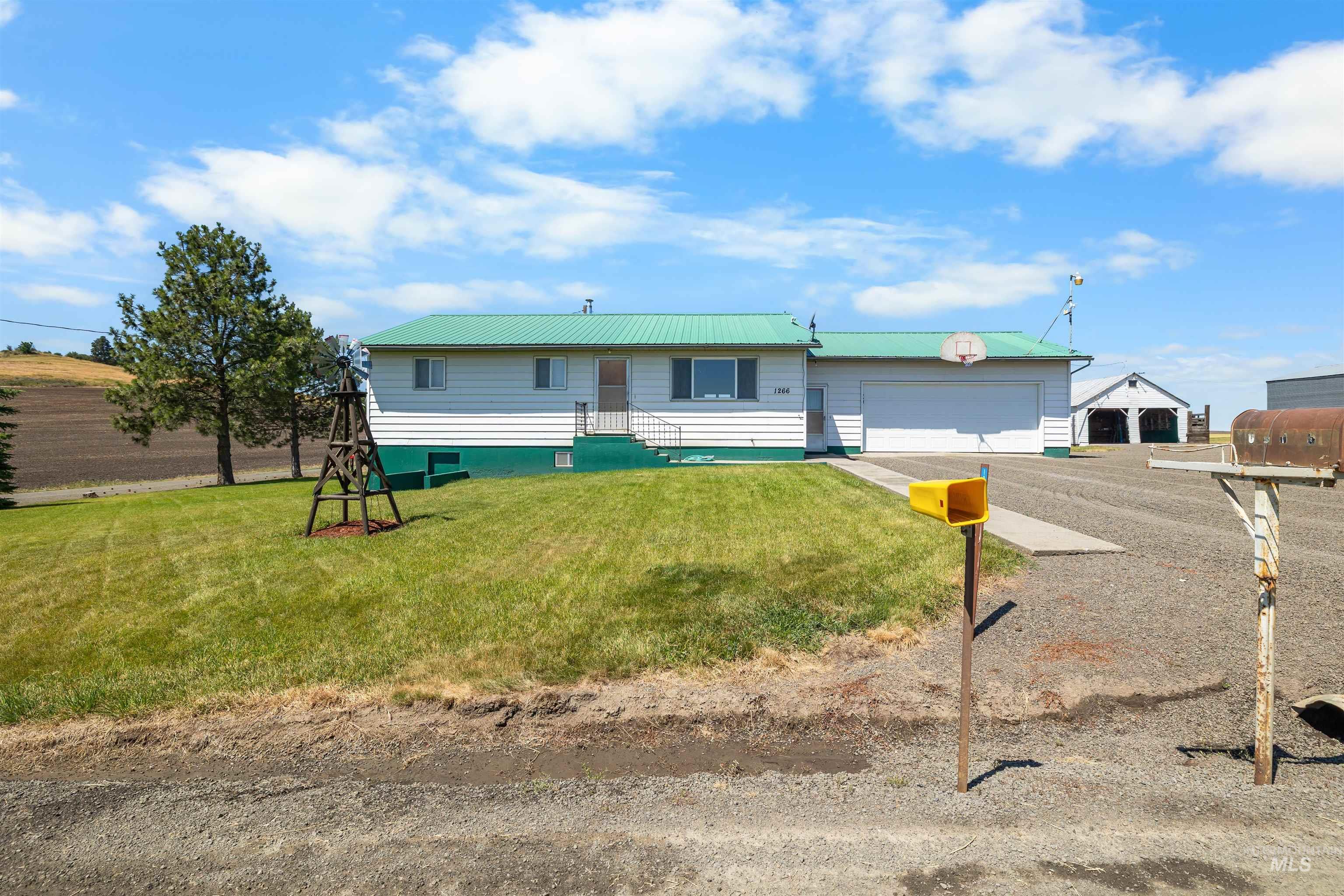 1266 Meadow Creek Road, Greencreek, Idaho 83533, 4 Bedrooms, 2.5 Bathrooms, Residential For Sale, Price $415,000, 98993052