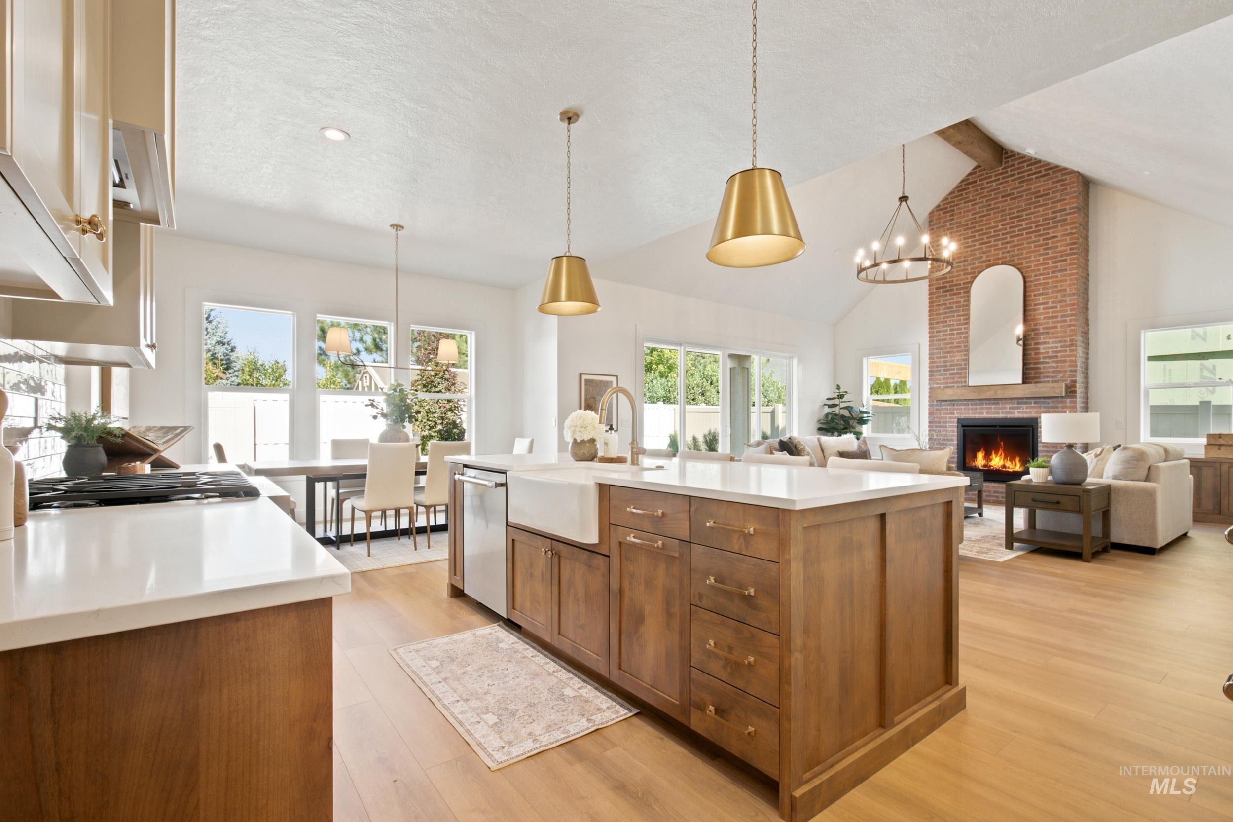 2426 E Eagle View Ct., Meridian, Idaho 83646, 4 Bedrooms, 3 Bathrooms, Residential For Sale, Price $939,900,MLS 98993054