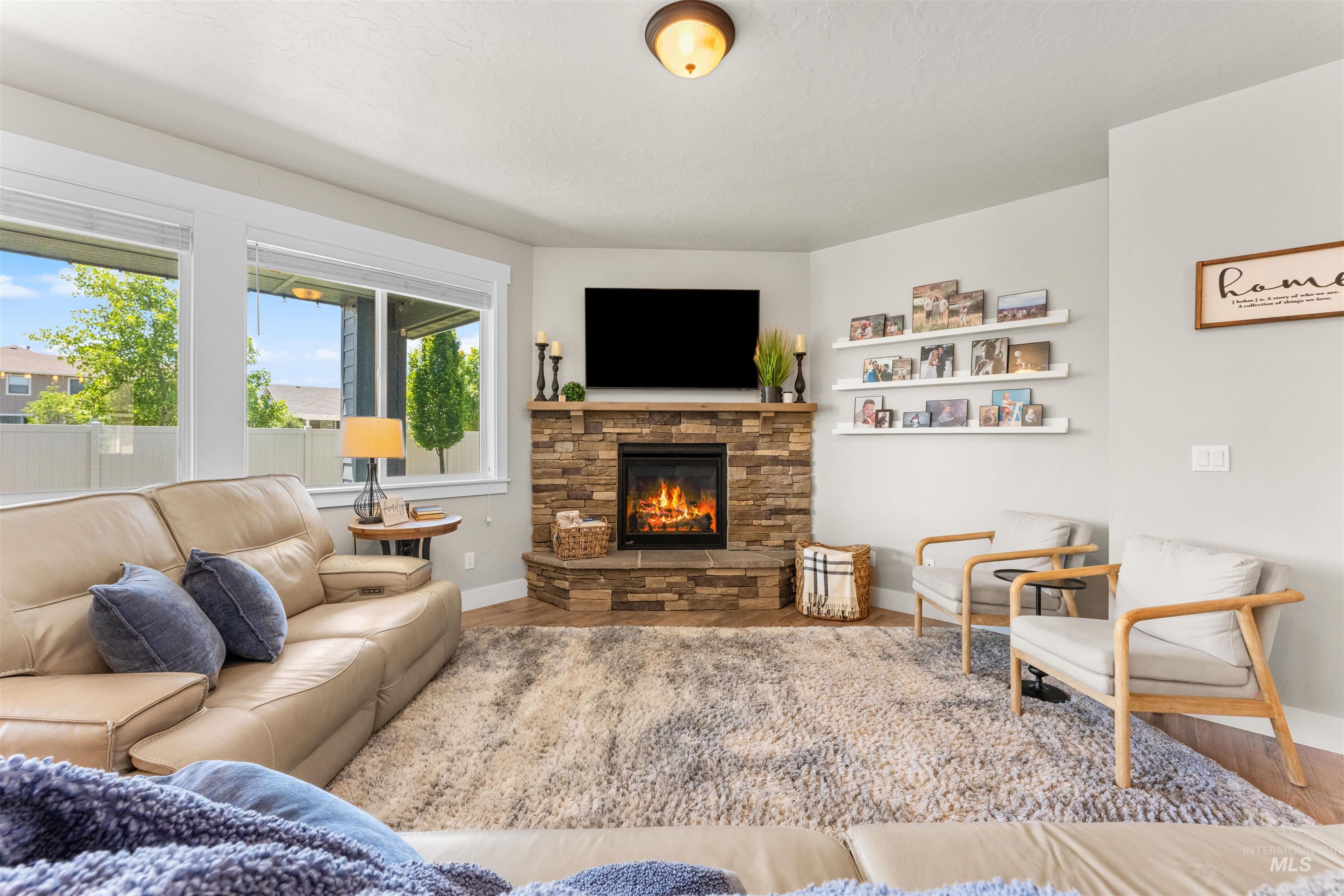 1425 W Coastal Dr, Meridian, Idaho 83642, 4 Bedrooms, 2 Bathrooms, Residential For Sale, Price $619,900,MLS 98993056