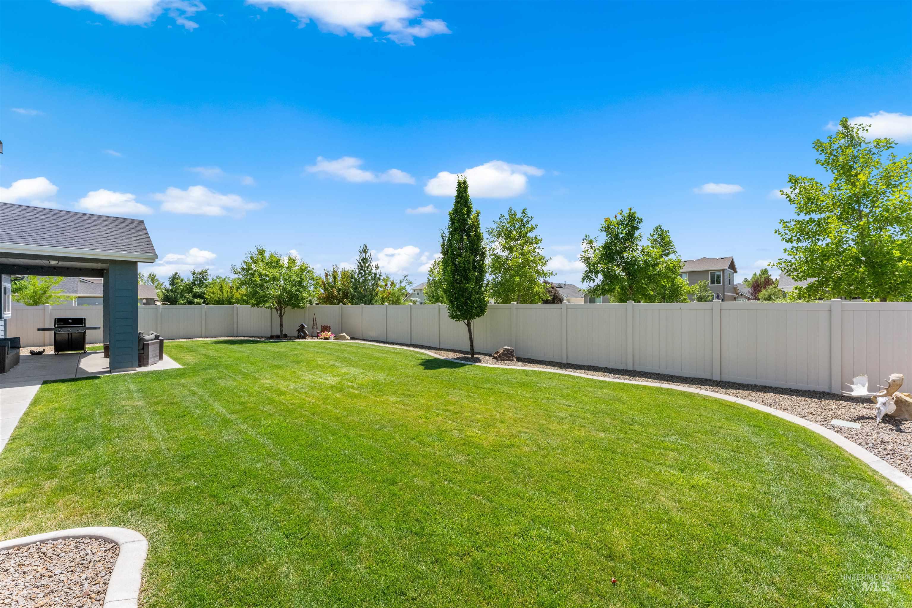 1425 W Coastal Dr, Meridian, Idaho 83642, 4 Bedrooms, 2 Bathrooms, Residential For Sale, Price $619,900,MLS 98993056