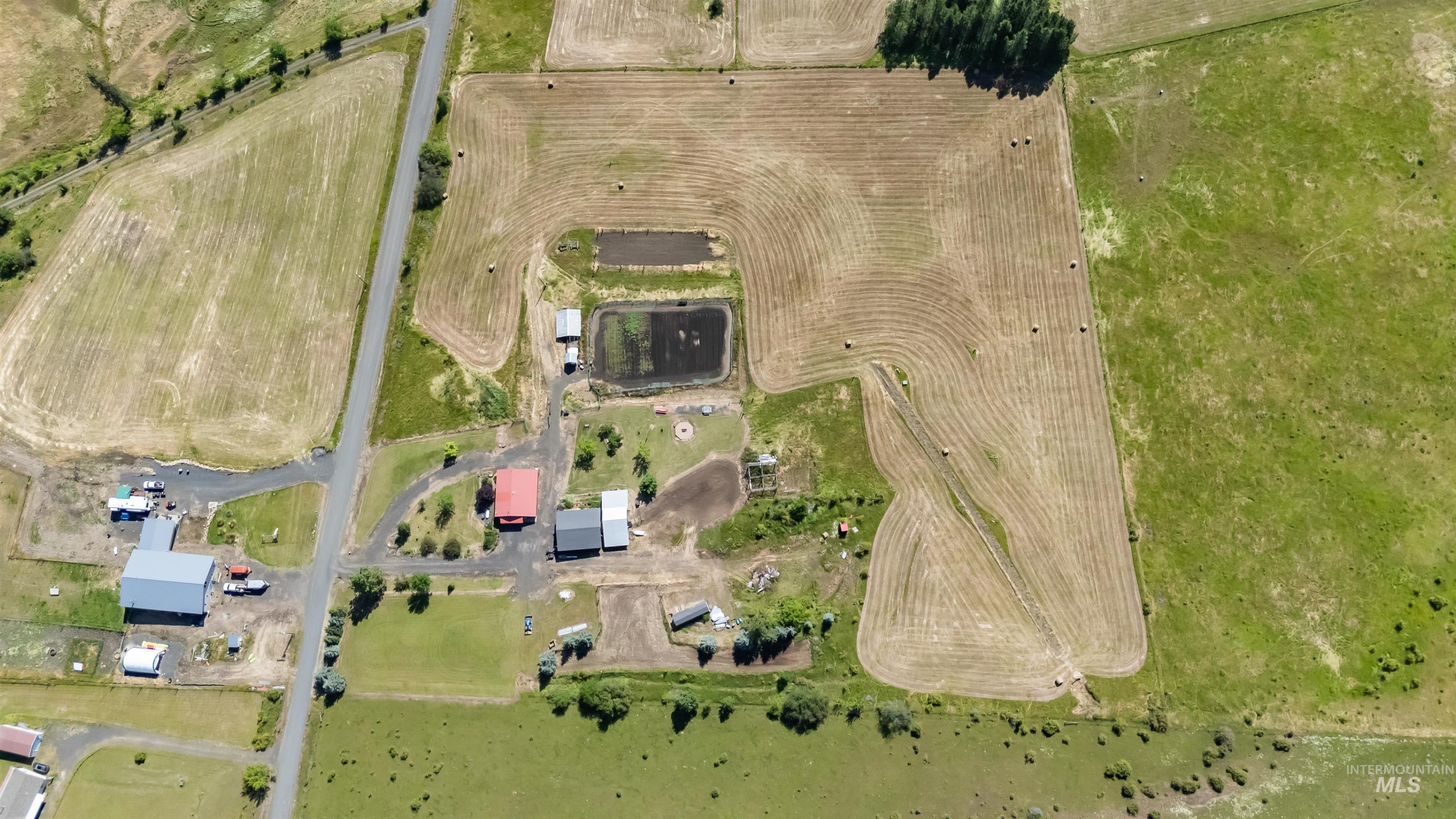 137 Brotnov Road, Clearwater, Idaho 83552, 2 Bedrooms, 2 Bathrooms, Residential For Sale, Price $499,000,MLS 98993058