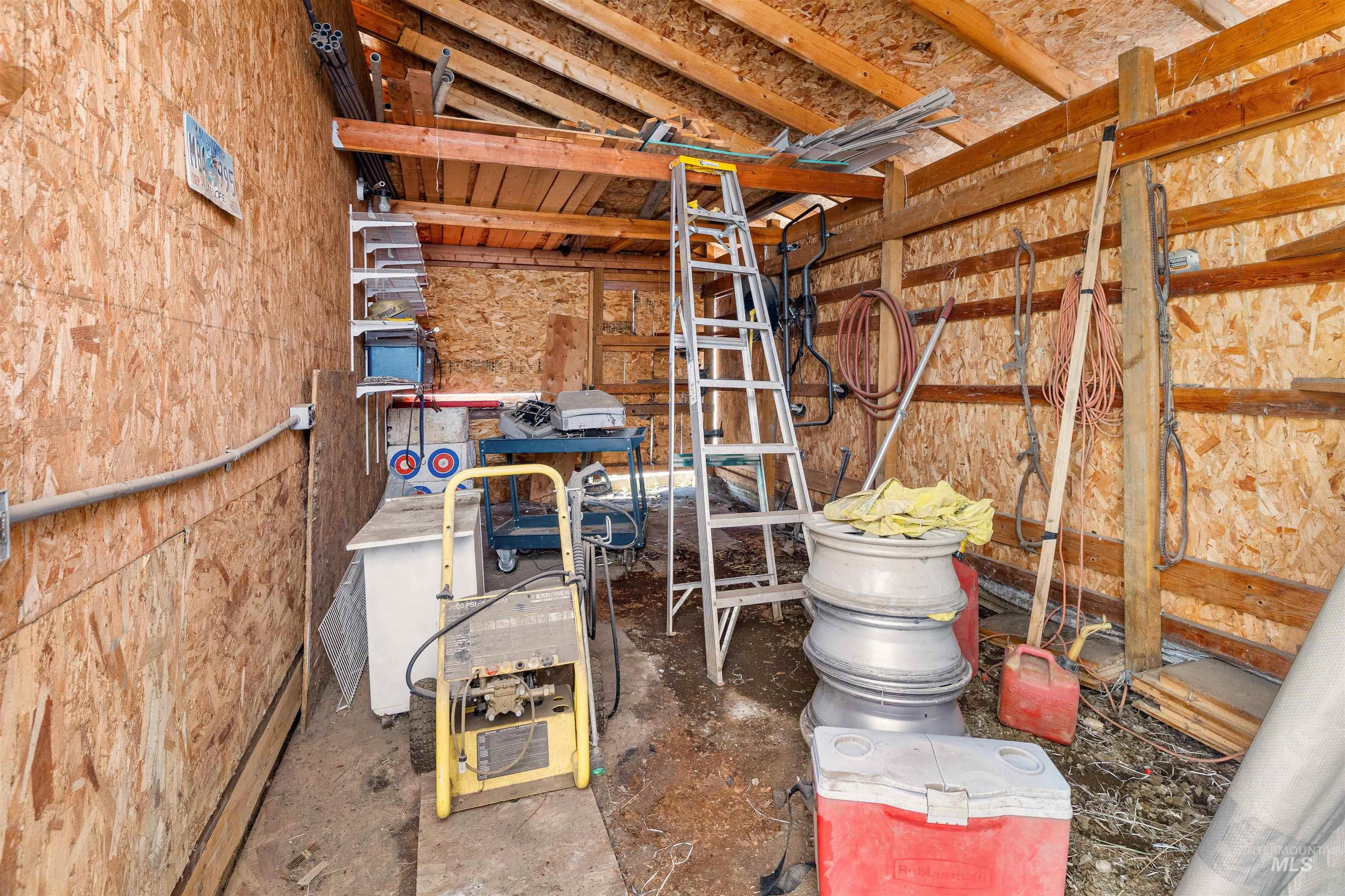 137 Brotnov Road, Clearwater, Idaho 83552, 2 Bedrooms, 2 Bathrooms, Residential For Sale, Price $499,000,MLS 98993058