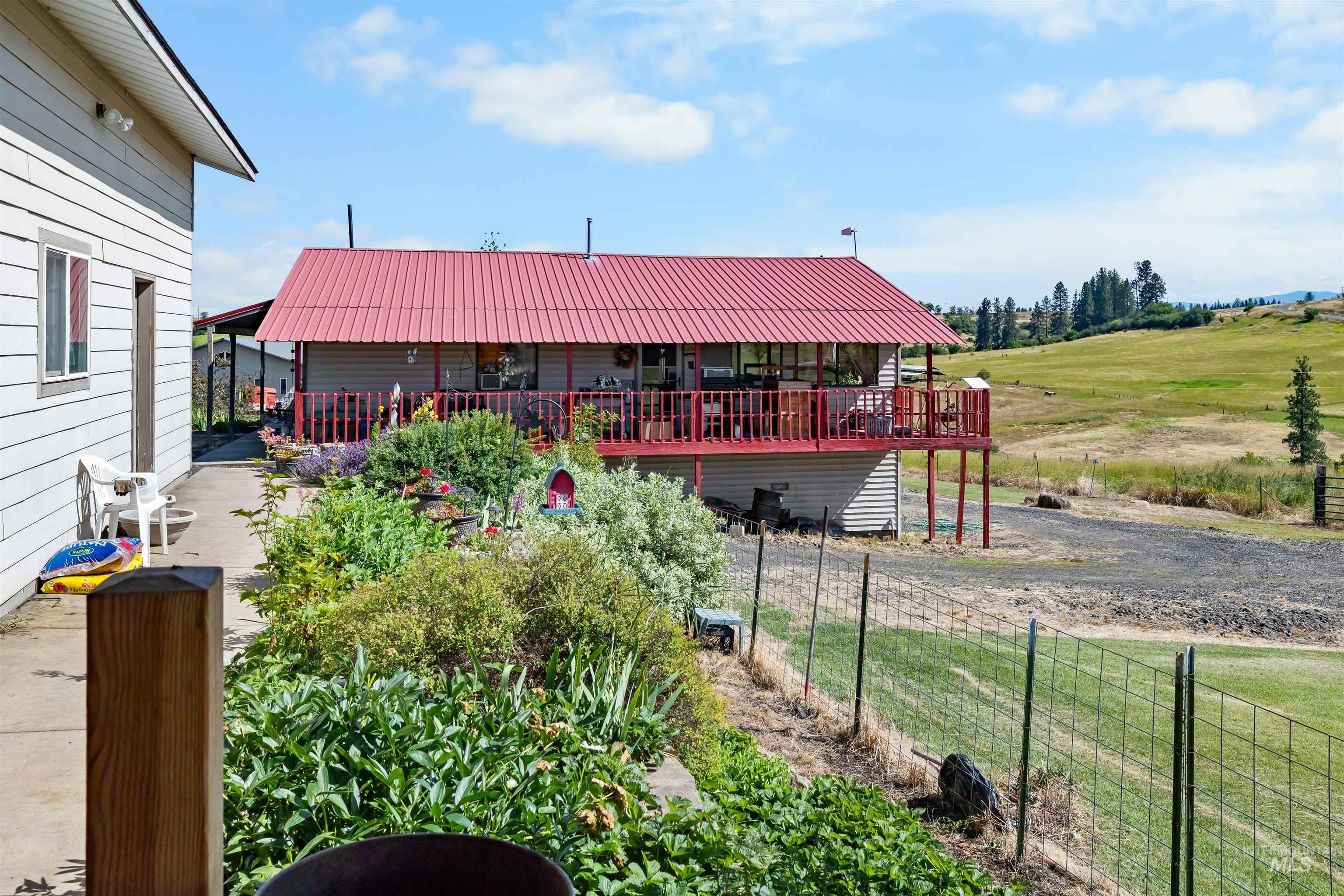 137 Brotnov Road, Clearwater, Idaho 83552, 2 Bedrooms, 2 Bathrooms, Residential For Sale, Price $499,000,MLS 98993058