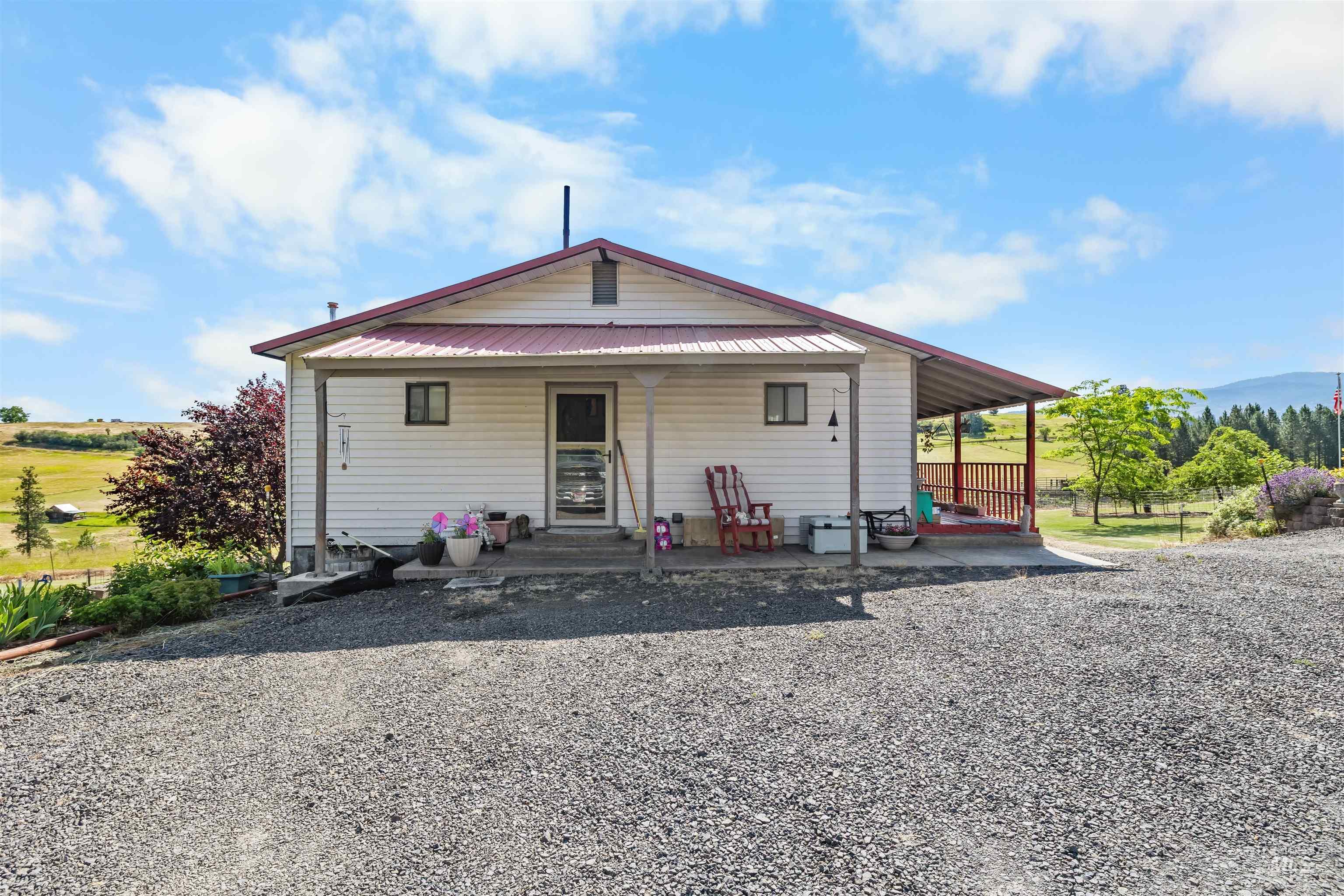 137 Brotnov Road, Clearwater, Idaho 83552, 2 Bedrooms, 2 Bathrooms, Residential For Sale, Price $499,000,MLS 98993058