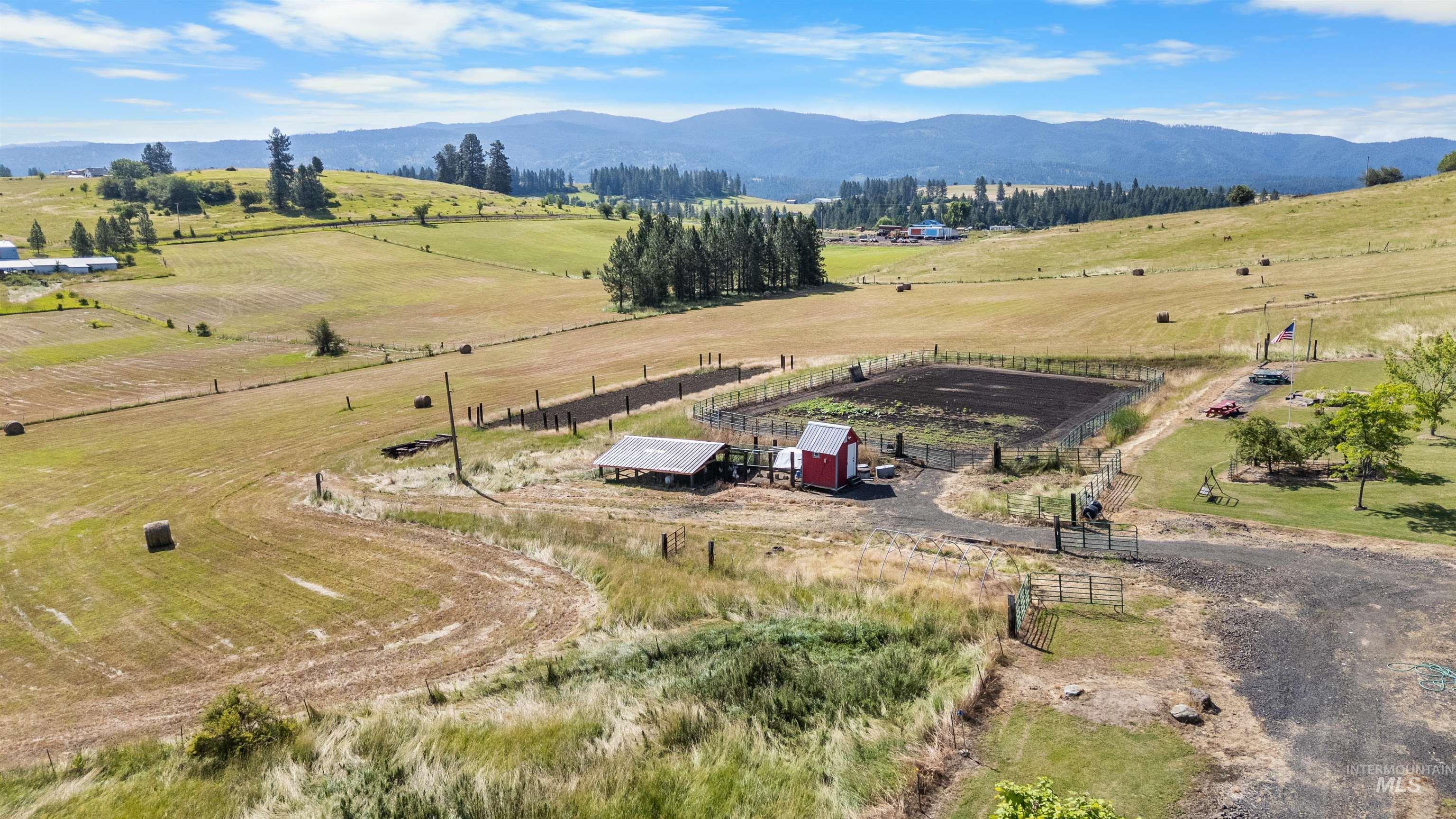 137 Brotnov Road, Clearwater, Idaho 83552, 2 Bedrooms, 2 Bathrooms, Residential For Sale, Price $499,000,MLS 98993058