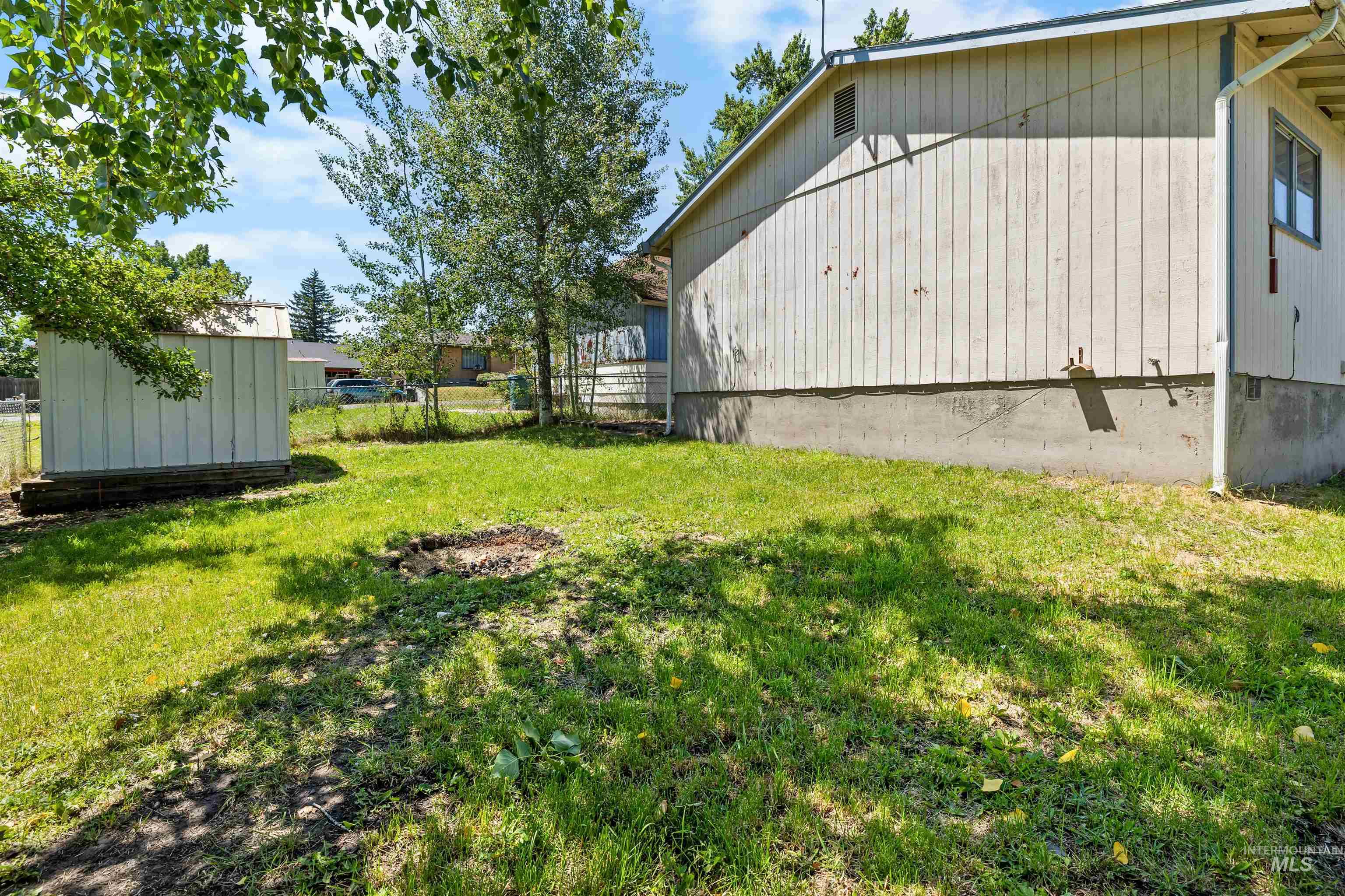 503 N College St, Grangeville, Idaho 83530, 3 Bedrooms, 1 Bathroom, Residential For Sale, Price $199,000, 98993061
