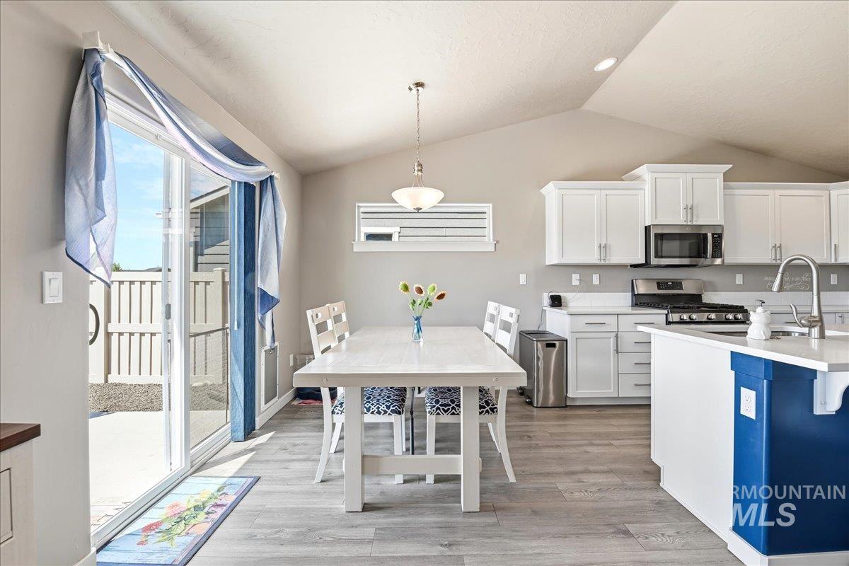 5701 E Milam St, Nampa, Idaho 83687-1086, 3 Bedrooms, 2 Bathrooms, Residential For Sale, Price $415,000,MLS 98993064