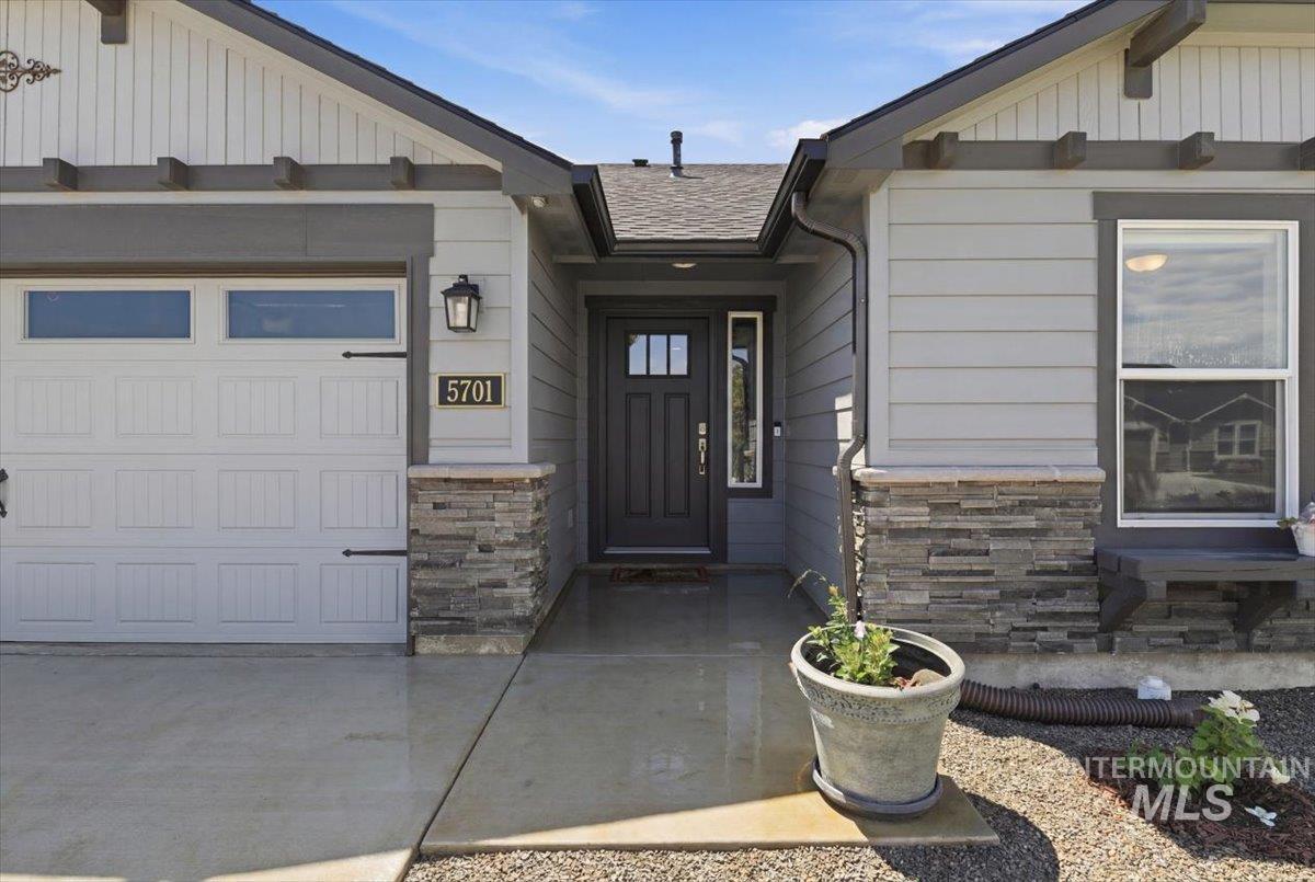 5701 E Milam St, Nampa, Idaho 83687-1086, 3 Bedrooms, 2 Bathrooms, Residential For Sale, Price $415,000,MLS 98993064