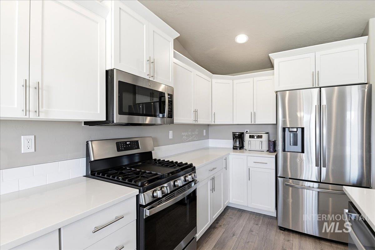 5701 E Milam St, Nampa, Idaho 83687-1086, 3 Bedrooms, 2 Bathrooms, Residential For Sale, Price $415,000,MLS 98993064