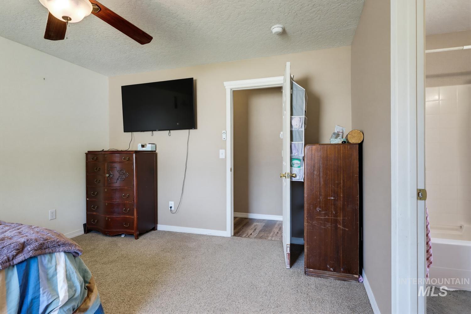1828 W Lotus Ponds Crt, Nampa, Idaho 83651, 3 Bedrooms, 2 Bathrooms, Residential For Sale, Price $399,990,MLS 98993068