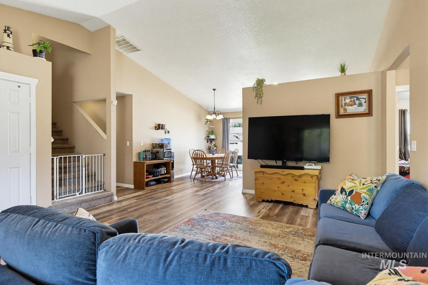 1828 W Lotus Ponds Crt, Nampa, Idaho 83651, 3 Bedrooms, 2 Bathrooms, Residential For Sale, Price $399,990,MLS 98993068