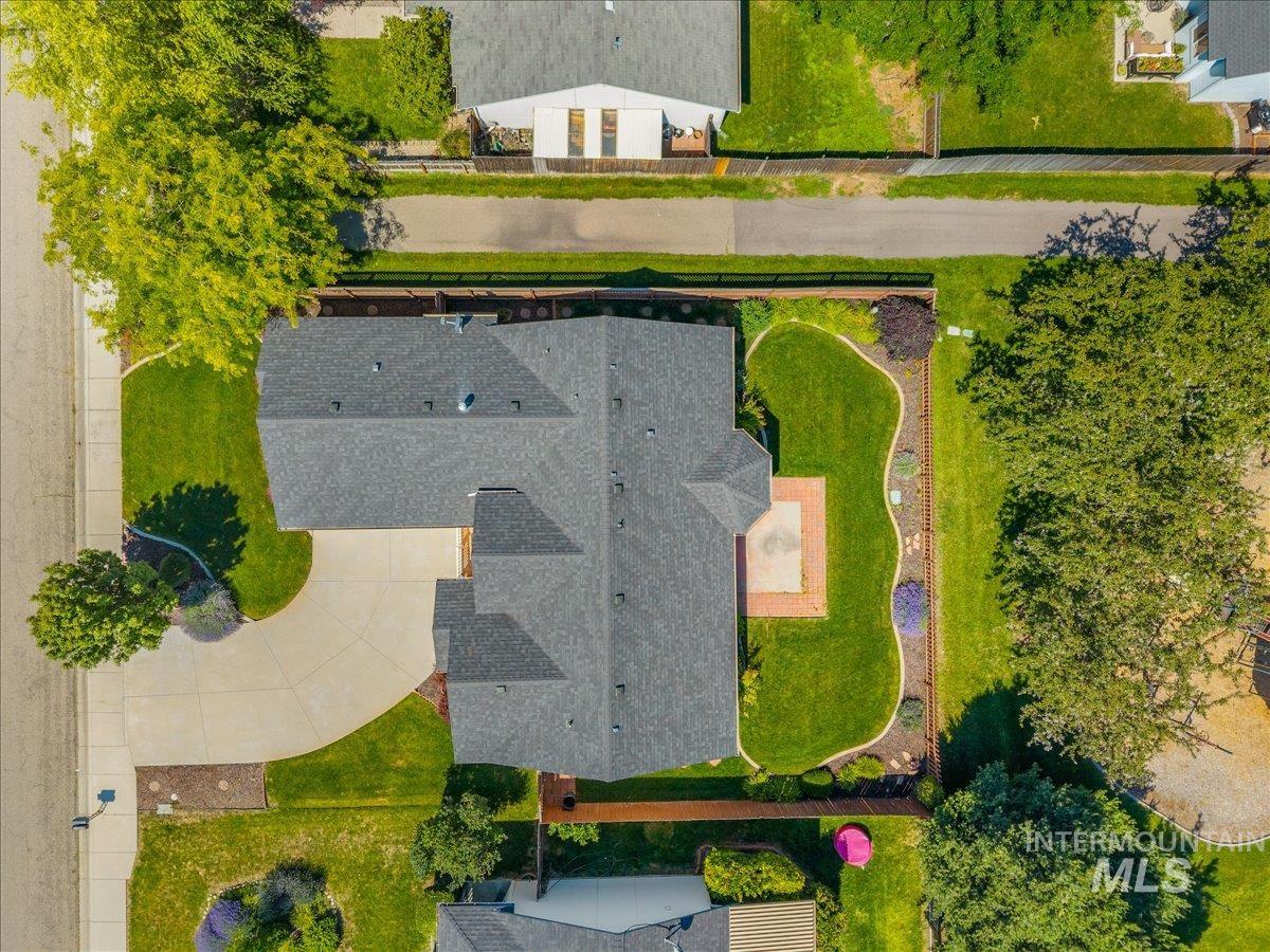 9194 W Ottawa Dr, Boise, Idaho 83709, 3 Bedrooms, 2 Bathrooms, Residential For Sale, Price $440,000,MLS 98993072