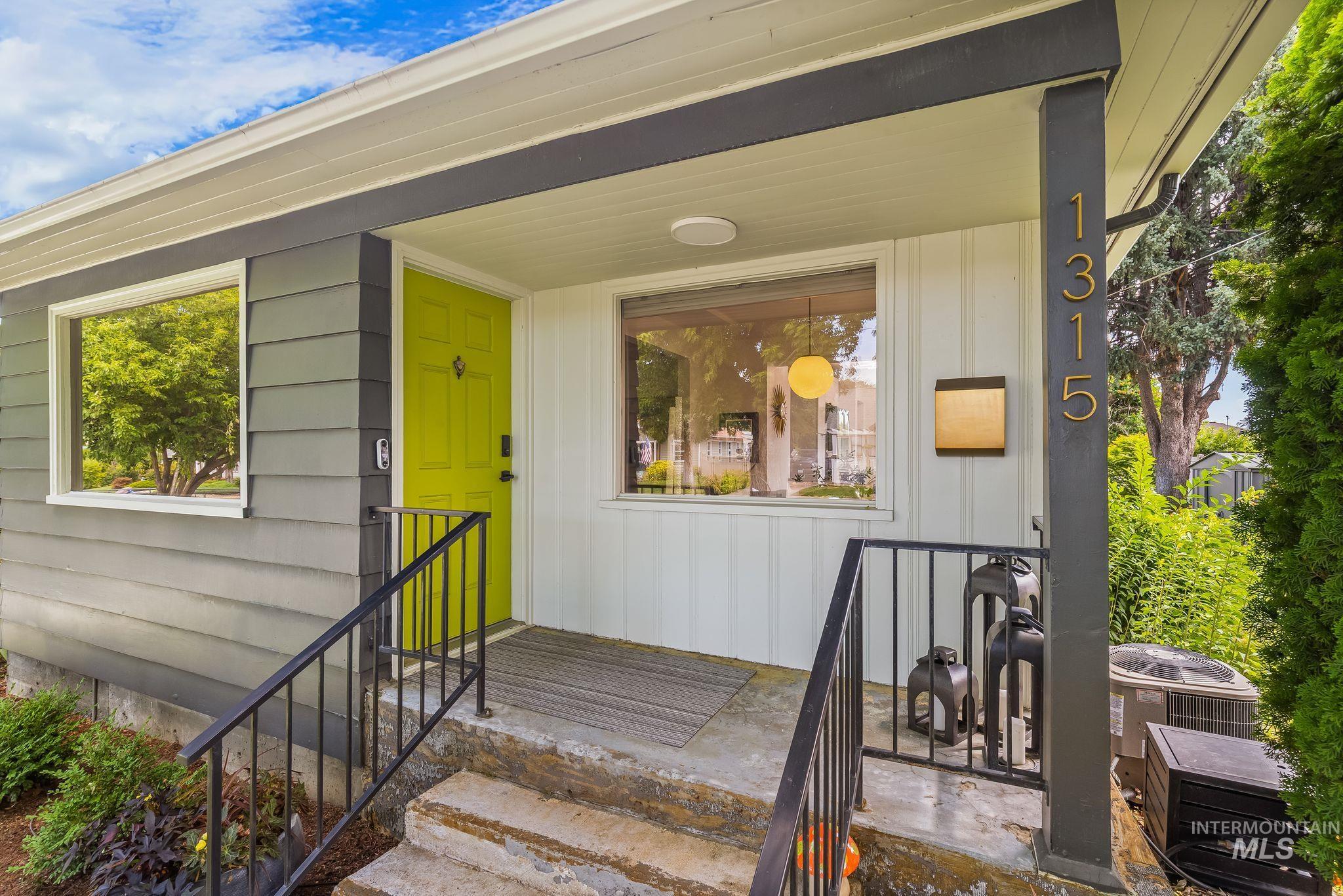 1315 8th Street, Clarkston, Idaho 99403, 3 Bedrooms, 2 Bathrooms, Residential For Sale, Price $389,000,MLS 98993073