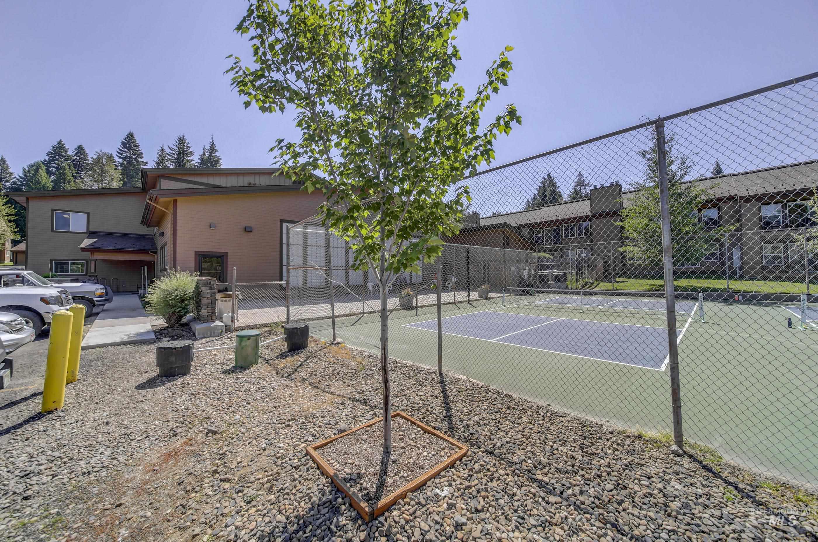 1607 Davis Ave, McCall, Idaho 83638, 2 Bedrooms, 3 Bathrooms, Residential For Sale, Price $534,900,MLS 98993075