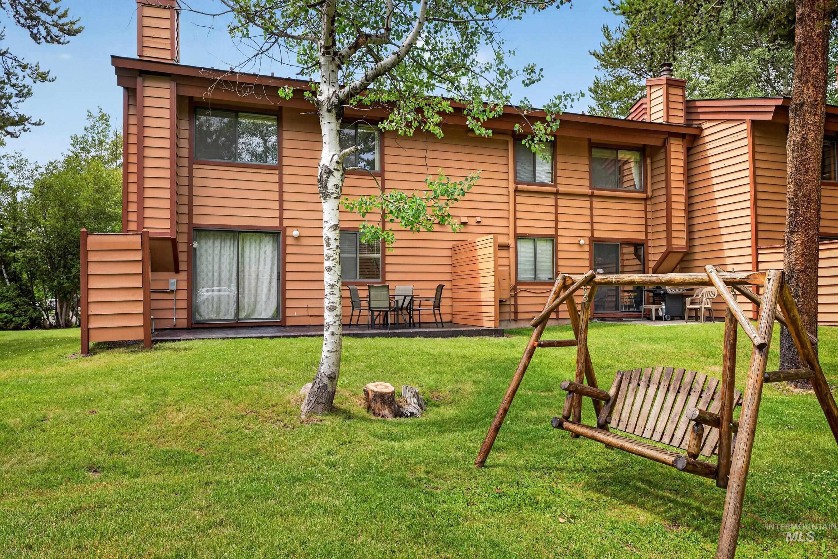 1607 Davis Ave, McCall, Idaho 83638, 2 Bedrooms, 3 Bathrooms, Residential For Sale, Price $534,900,MLS 98993075