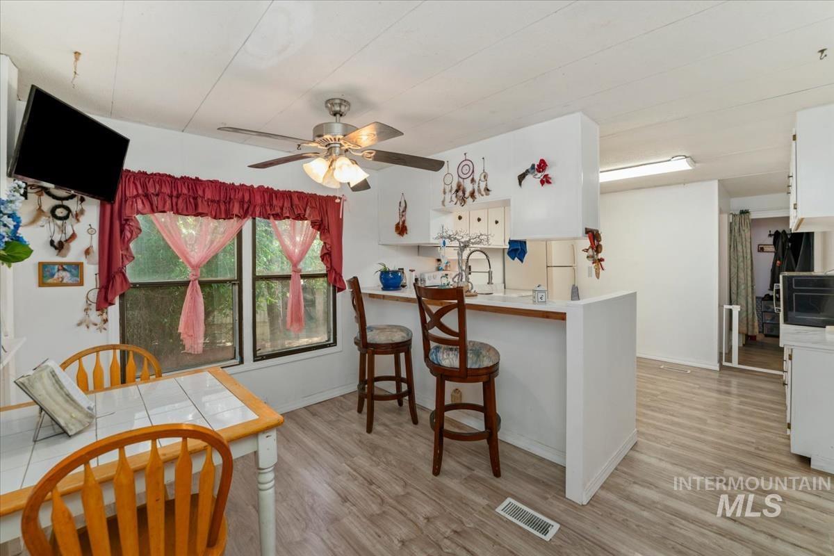 1160 W Concord, Boise, Idaho 83706, 2 Bedrooms, 2 Bathrooms, Residential For Sale, Price $107,000,MLS 98993078