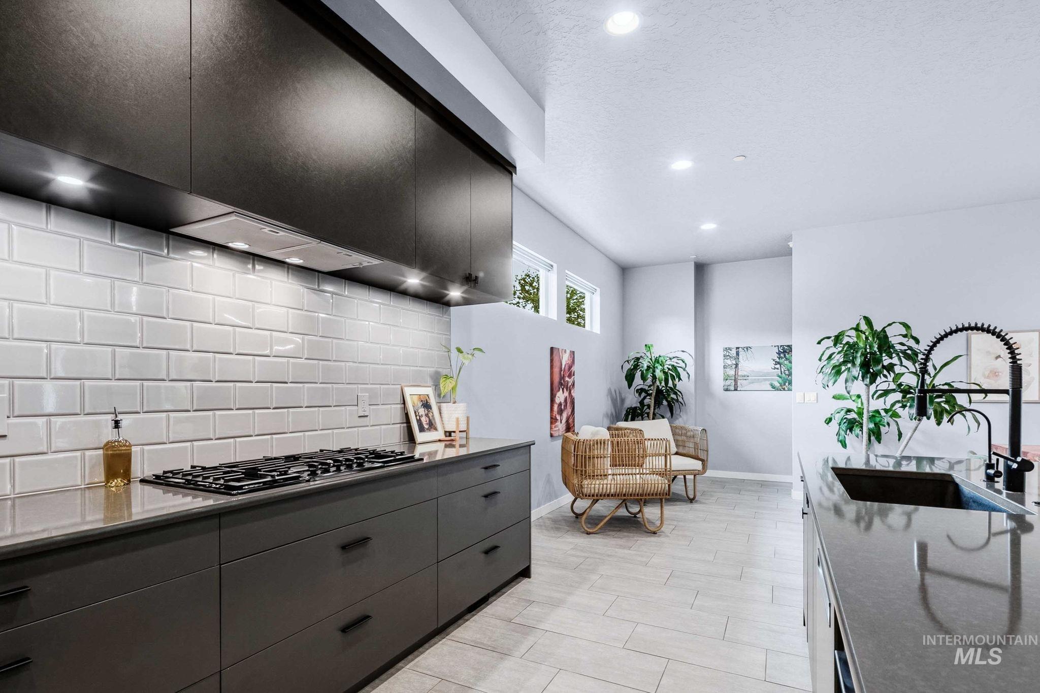 4123 W Garnet, Boise, Idaho 83703, 3 Bedrooms, 2.5 Bathrooms, Residential For Sale, Price $1,200,000,MLS 98993079