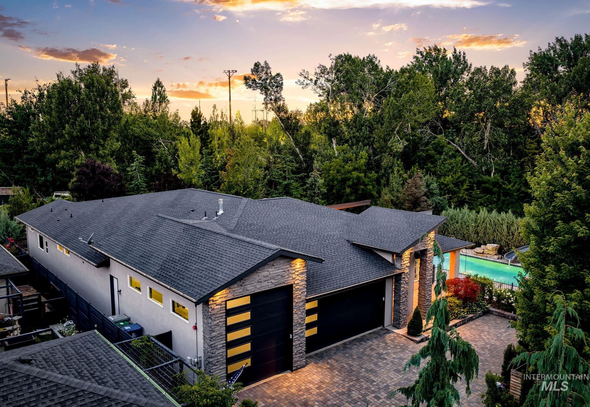 4123 W Garnet, Boise, Idaho 83703, 3 Bedrooms, 2.5 Bathrooms, Residential For Sale, Price $1,200,000,MLS 98993079