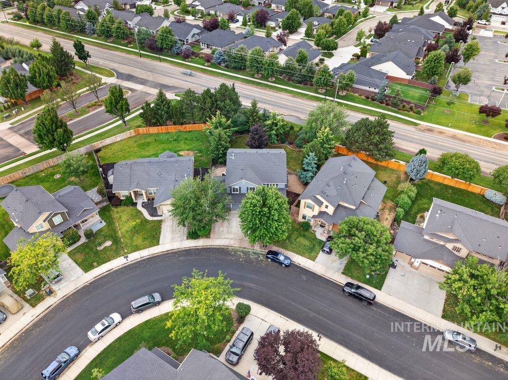 5403 N. Beaham Ave., Meridian, Idaho 83646, 5 Bedrooms, 2.5 Bathrooms, Residential For Sale, Price $525,000, 98993081