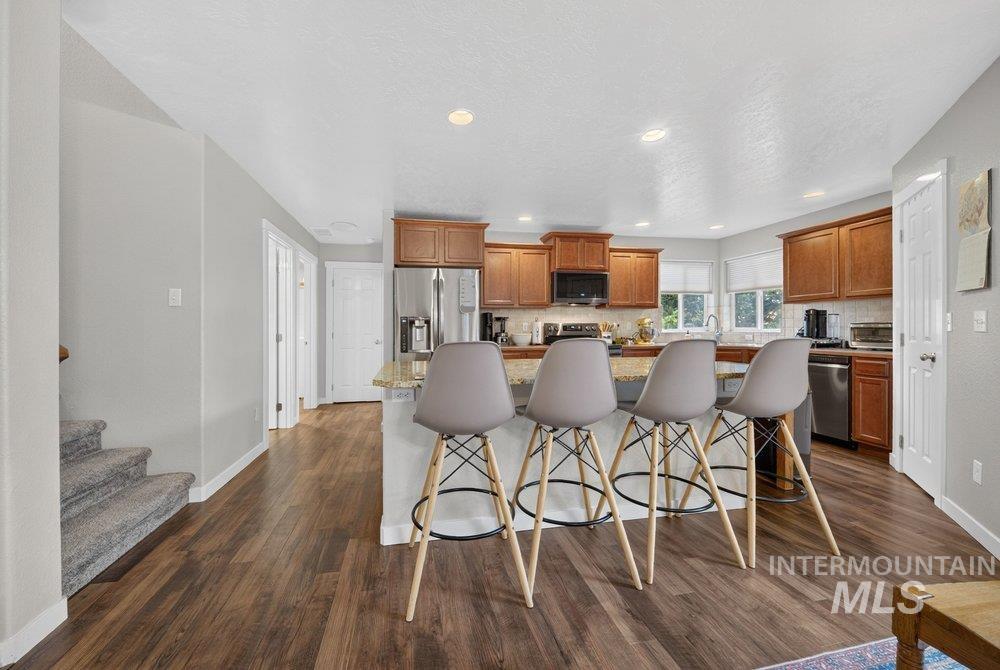 5403 N. Beaham Ave., Meridian, Idaho 83646, 5 Bedrooms, 2.5 Bathrooms, Residential For Sale, Price $525,000, 98993081