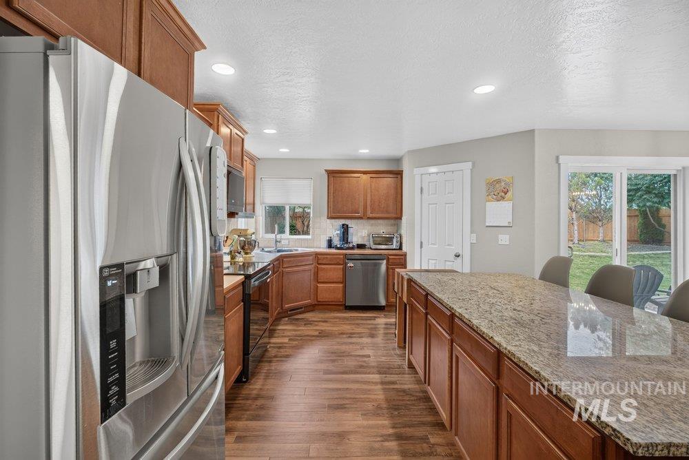 5403 N. Beaham Ave., Meridian, Idaho 83646, 5 Bedrooms, 2.5 Bathrooms, Residential For Sale, Price $525,000, 98993081