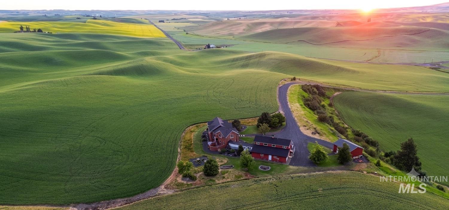 1513 Uniontown Rd, Genesee, Idaho 83832, 5 Bedrooms, 4 Bathrooms, Residential For Sale, Price $1,790,000, 98993082