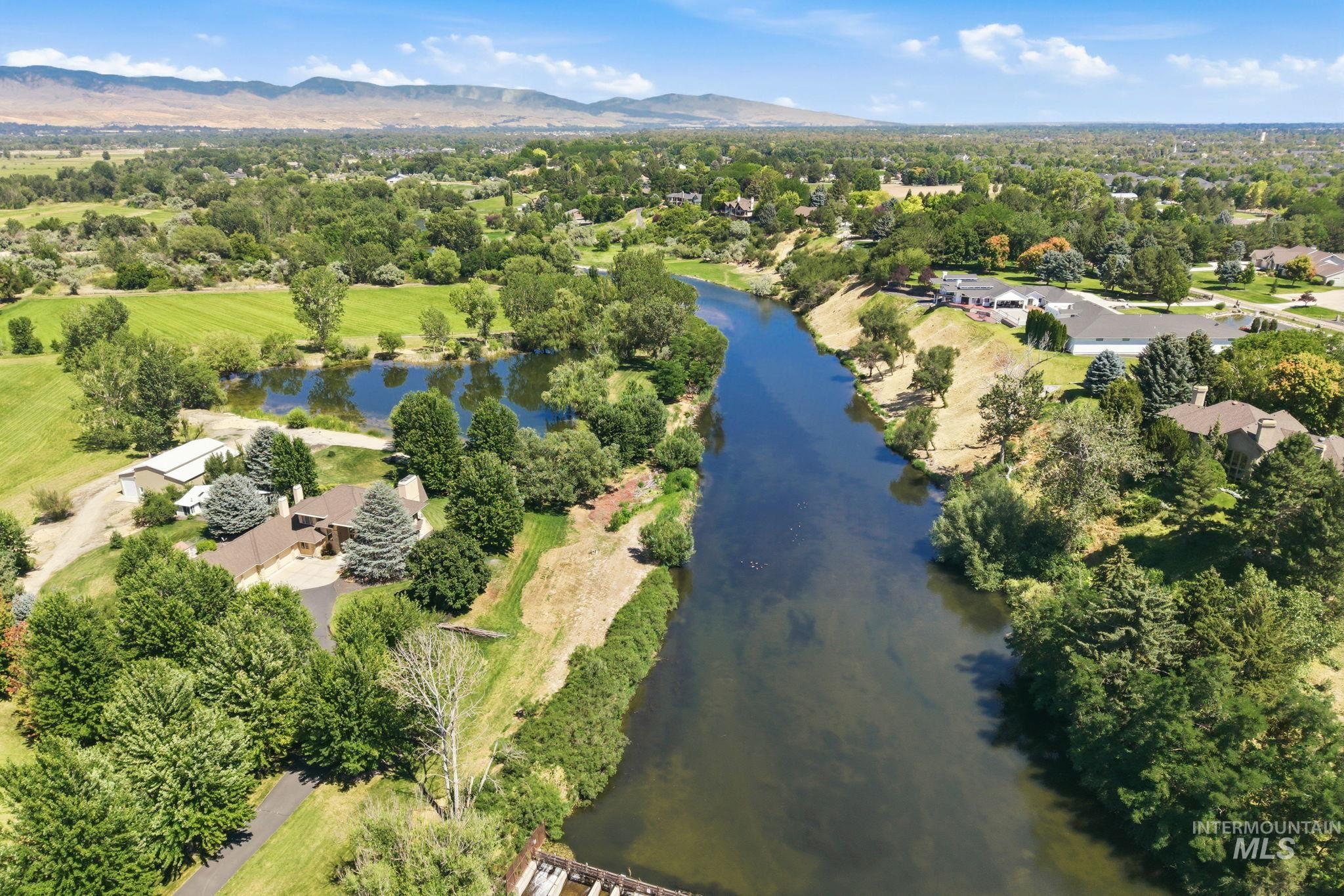 2152 S Artesian Rd, Eagle, Idaho 83616, 3 Bedrooms, 2 Bathrooms, Residential For Sale, Price $749,990,MLS 98993083