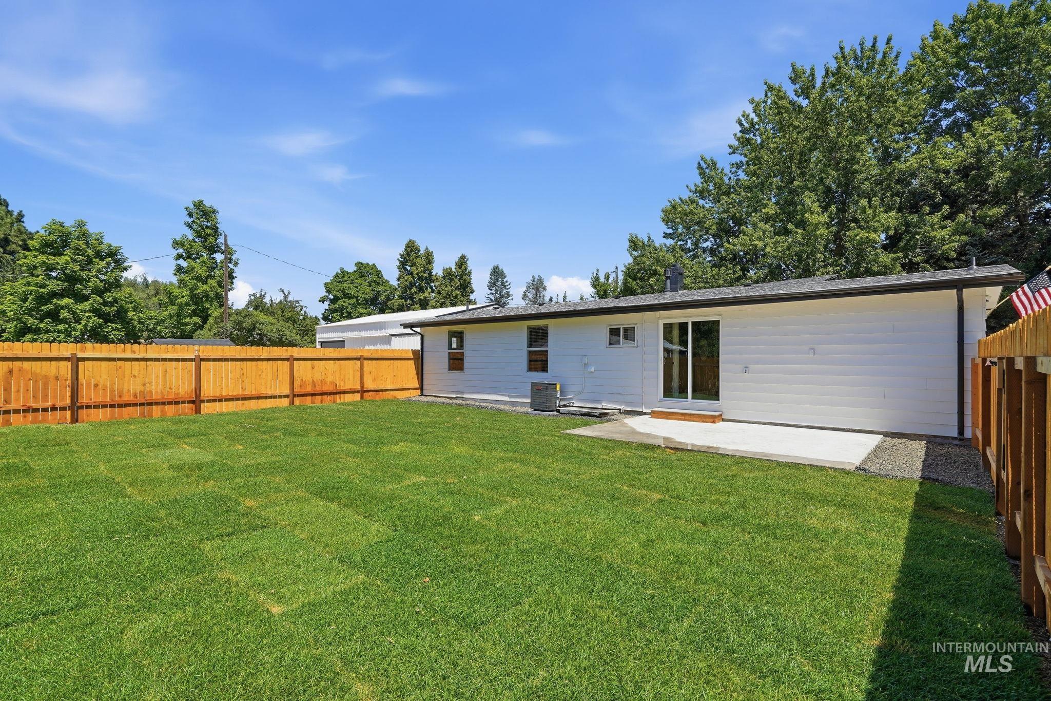 2152 S Artesian Rd, Eagle, Idaho 83616, 3 Bedrooms, 2 Bathrooms, Residential For Sale, Price $749,990,MLS 98993083