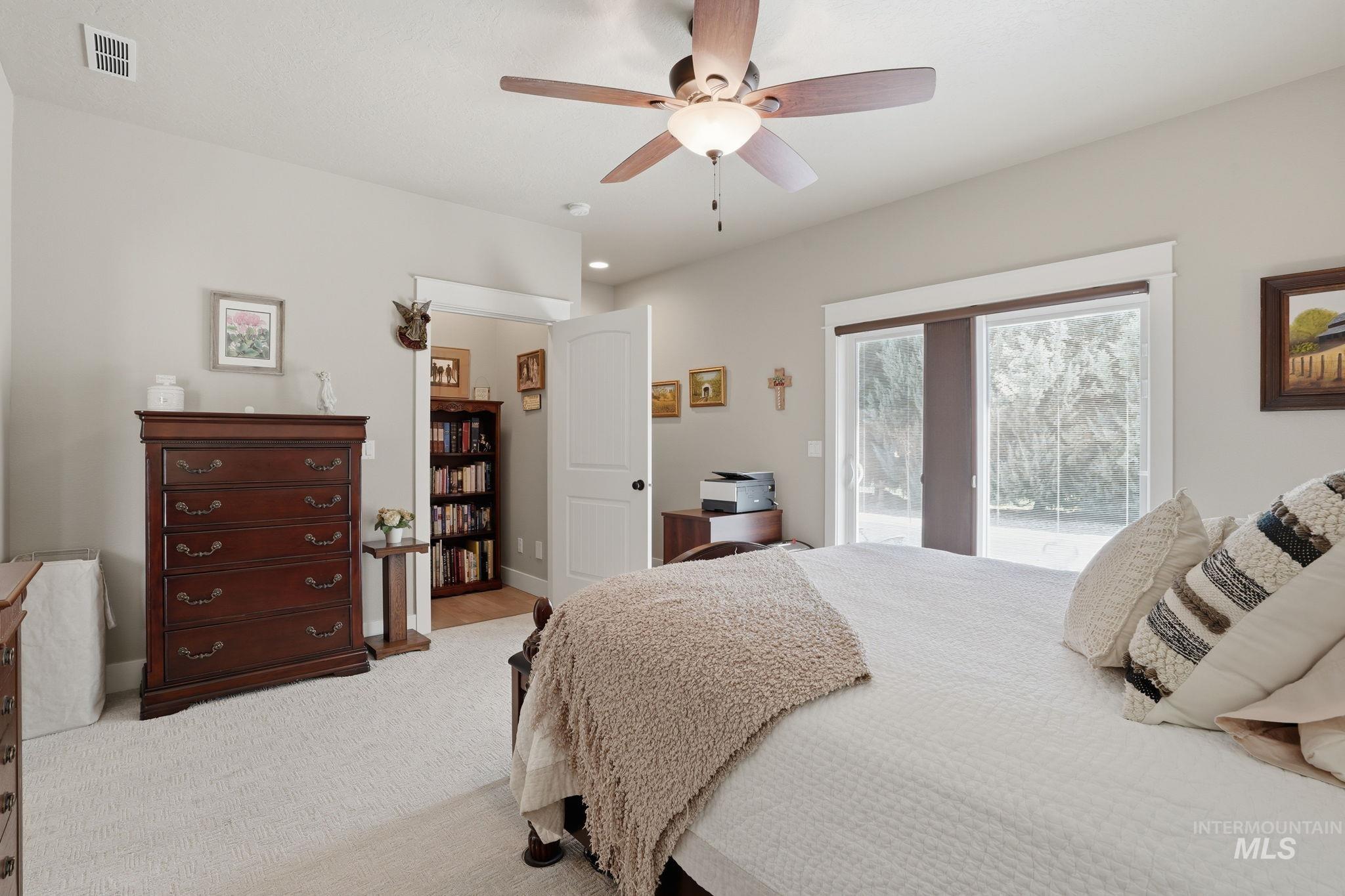 728 W Heather Woods Dr., Nampa, Idaho 83686, 3 Bedrooms, 2 Bathrooms, Residential For Sale, Price $469,900, 98993084