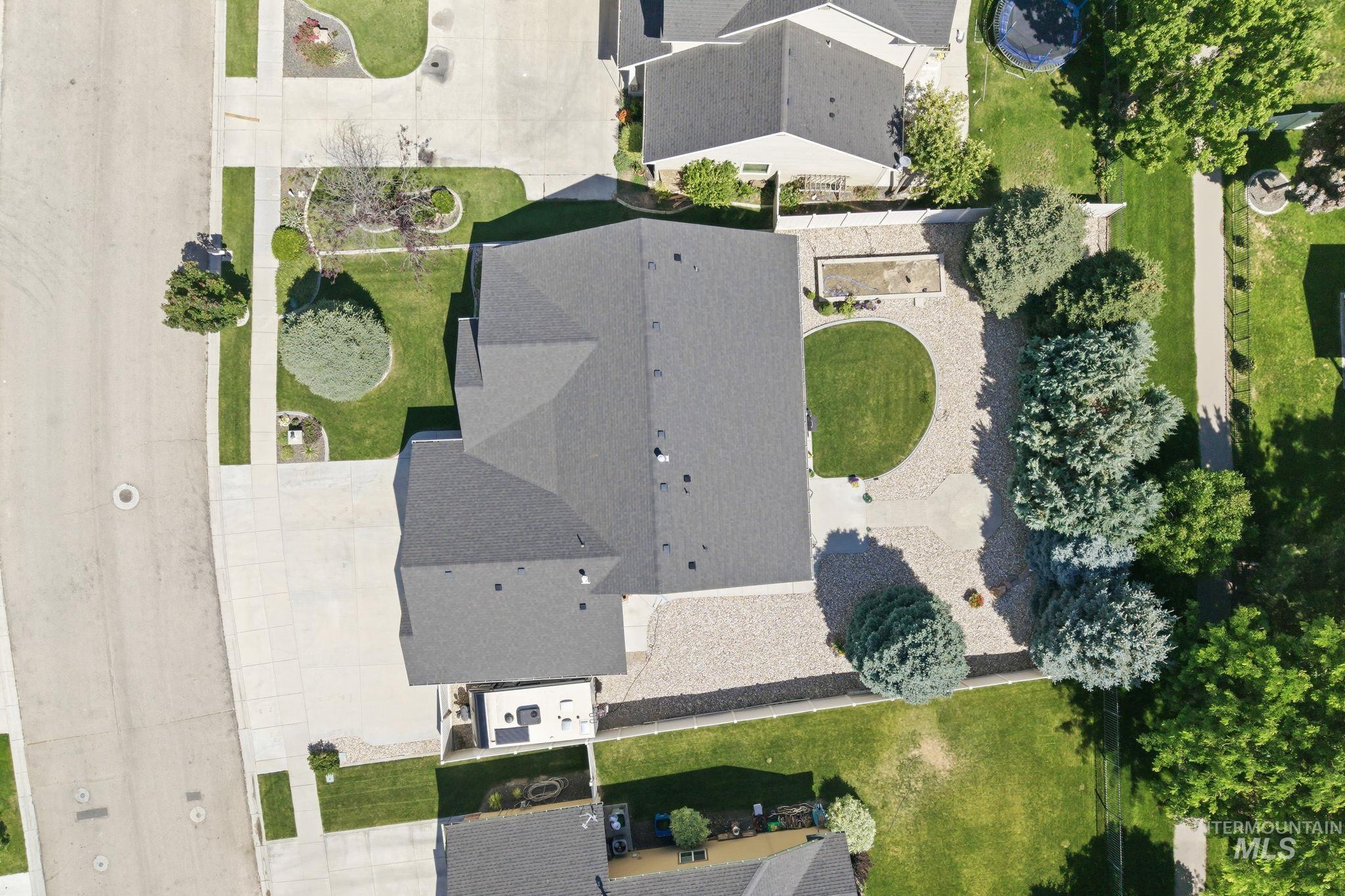 728 W Heather Woods Dr., Nampa, Idaho 83686, 3 Bedrooms, 2 Bathrooms, Residential For Sale, Price $469,900, 98993084