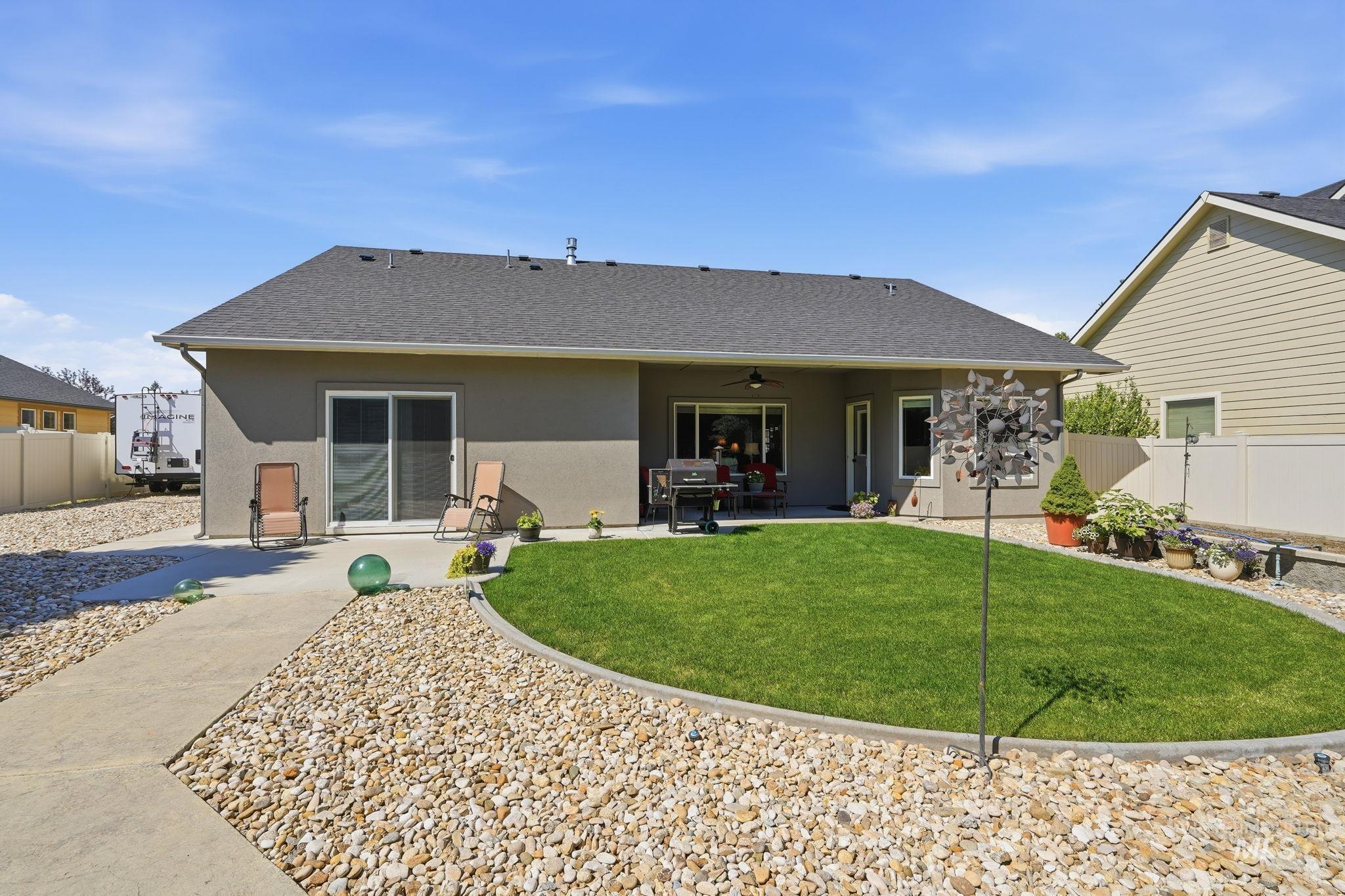 728 W Heather Woods Dr., Nampa, Idaho 83686, 3 Bedrooms, 2 Bathrooms, Residential For Sale, Price $469,900, 98993084