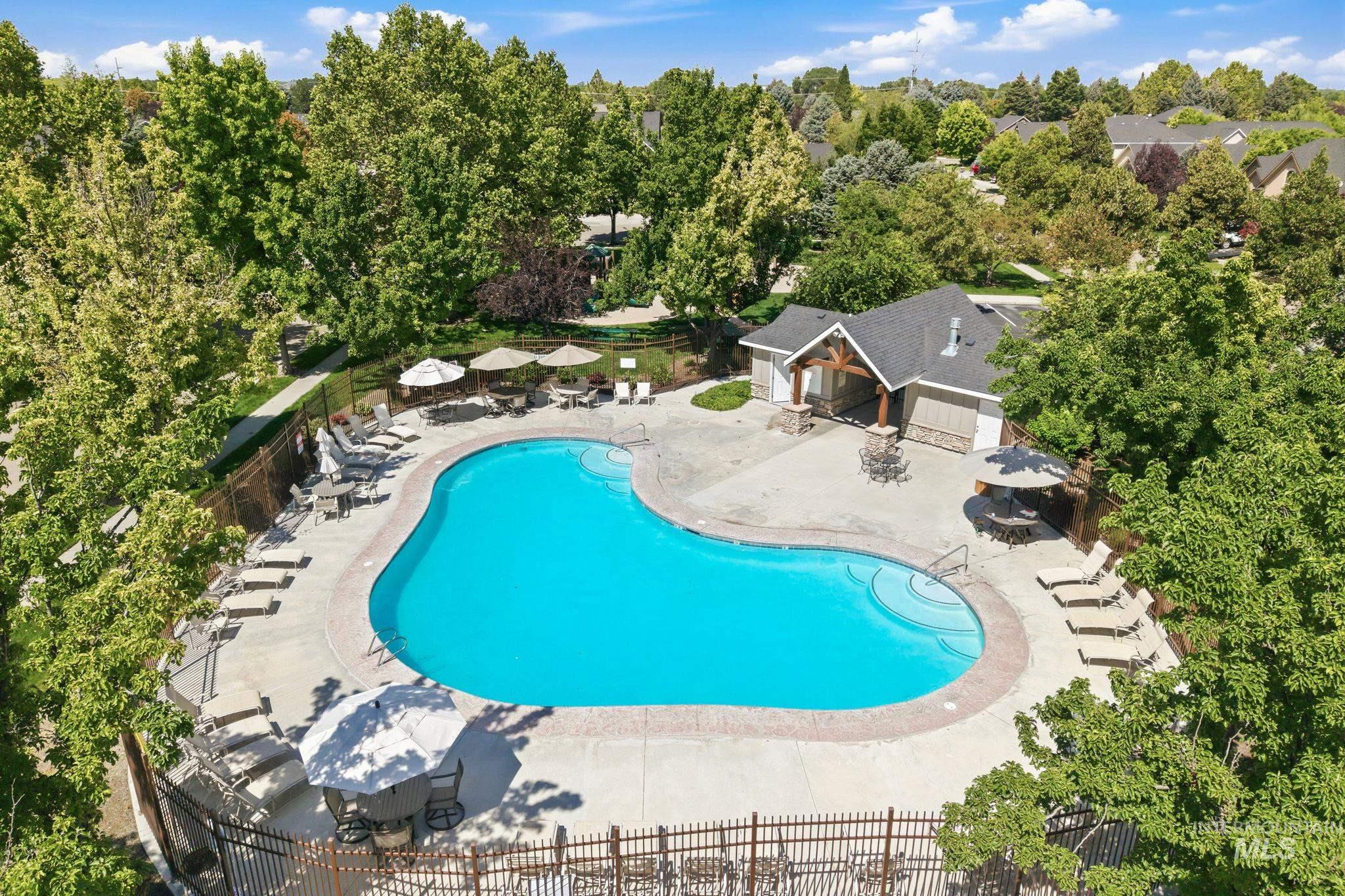 728 W Heather Woods Dr., Nampa, Idaho 83686, 3 Bedrooms, 2 Bathrooms, Residential For Sale, Price $469,900, 98993084