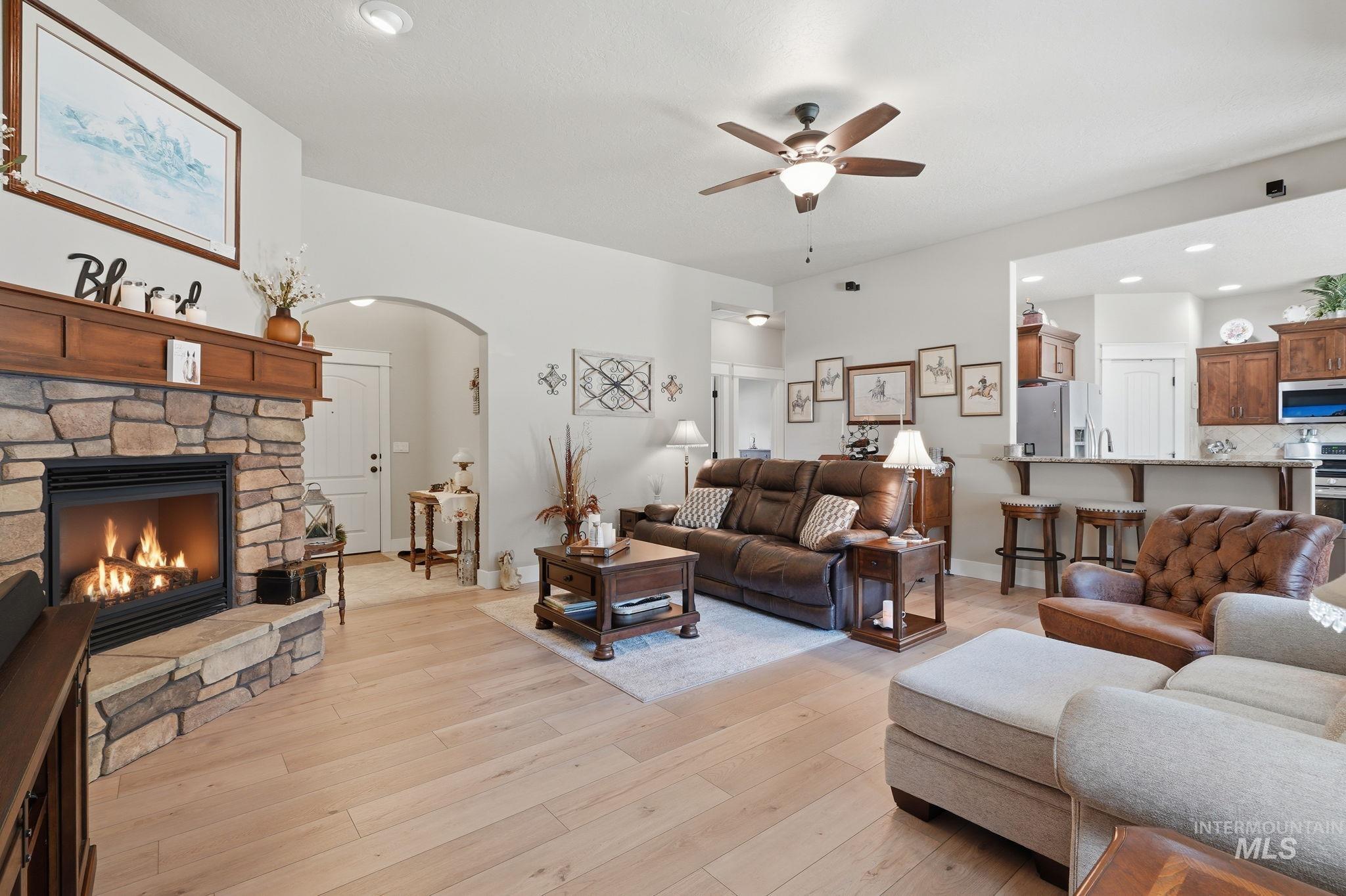 728 W Heather Woods Dr., Nampa, Idaho 83686, 3 Bedrooms, 2 Bathrooms, Residential For Sale, Price $469,900, 98993084