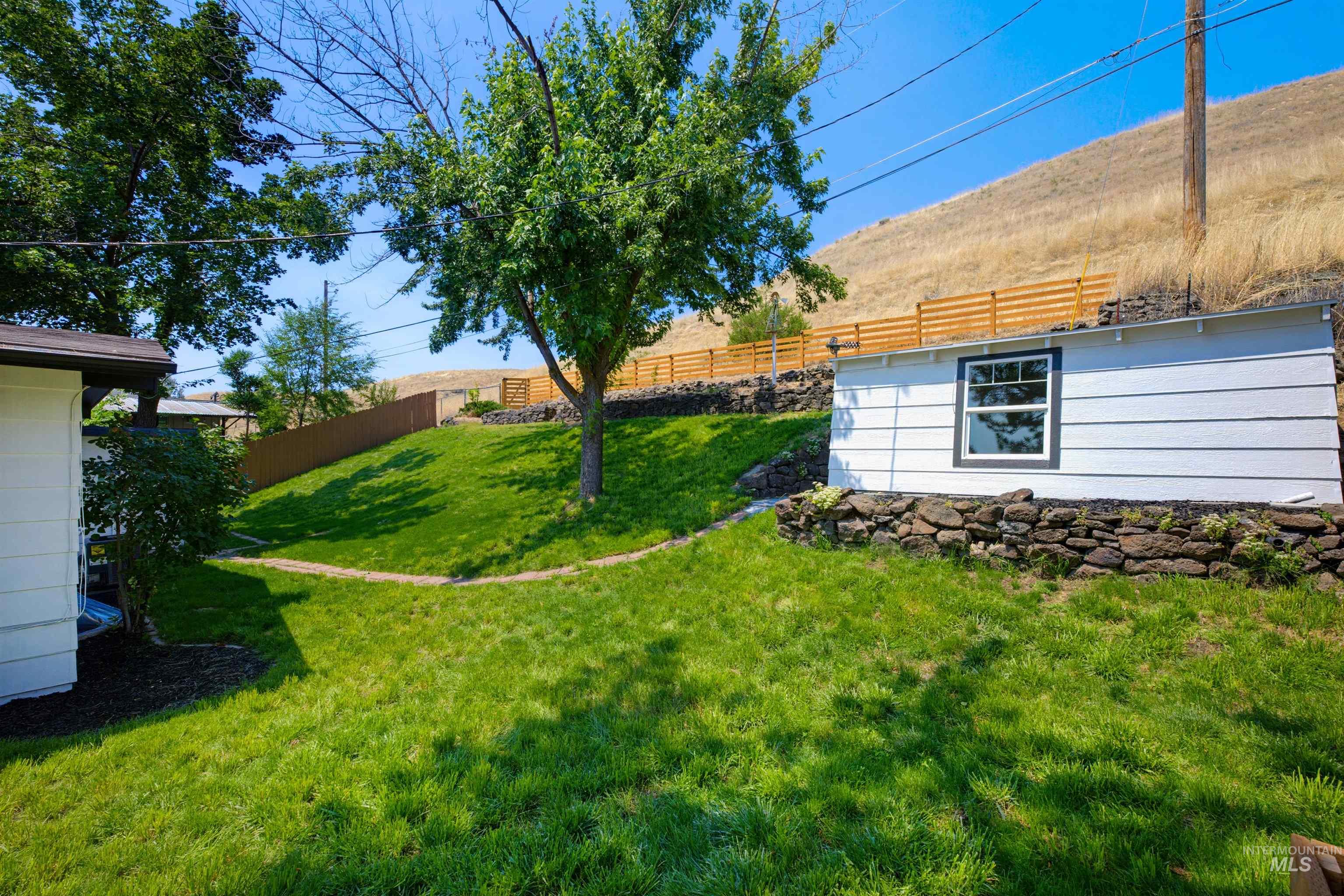 2831 N Bogus Basin Rd, Boise, Idaho 83702, 5 Bedrooms, 2 Bathrooms, Residential For Sale, Price $699,900, 98993086