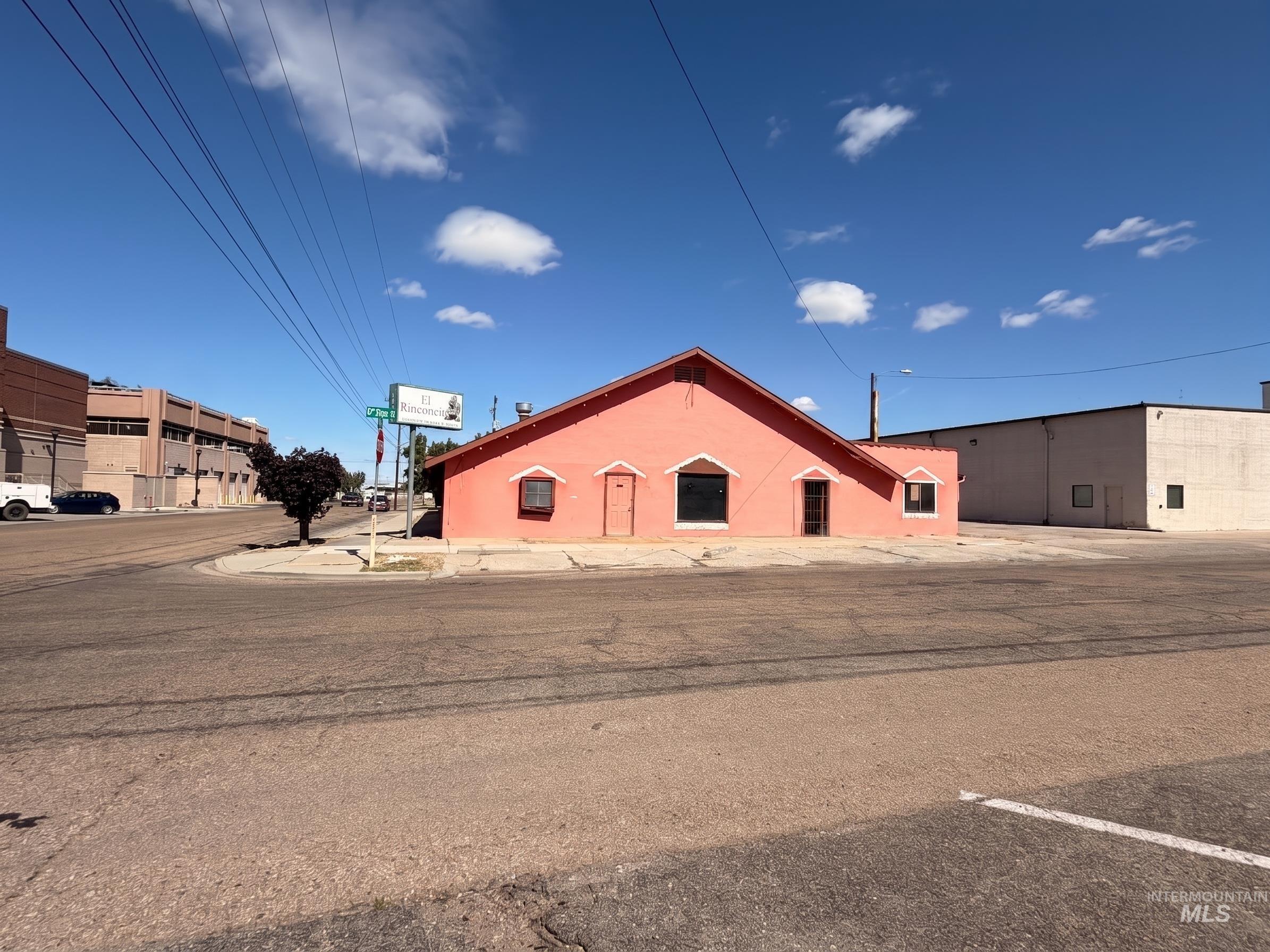 824 1st St South, Nampa, Idaho 83651, Business/Commercial For Sale, Price $685,000,MLS 98993089